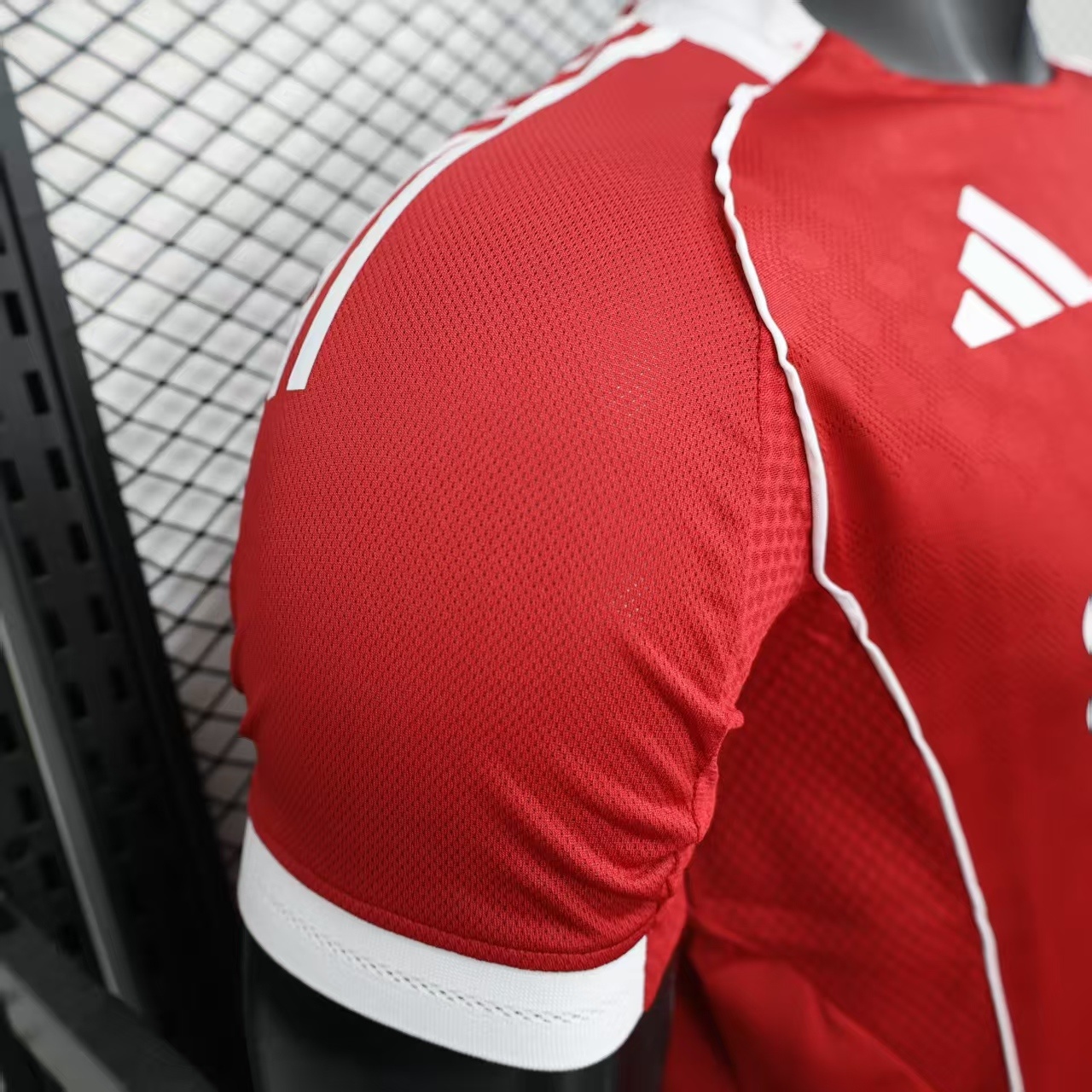 2025/2026 Liverpool “Play On” Home Football Shirt (Player)