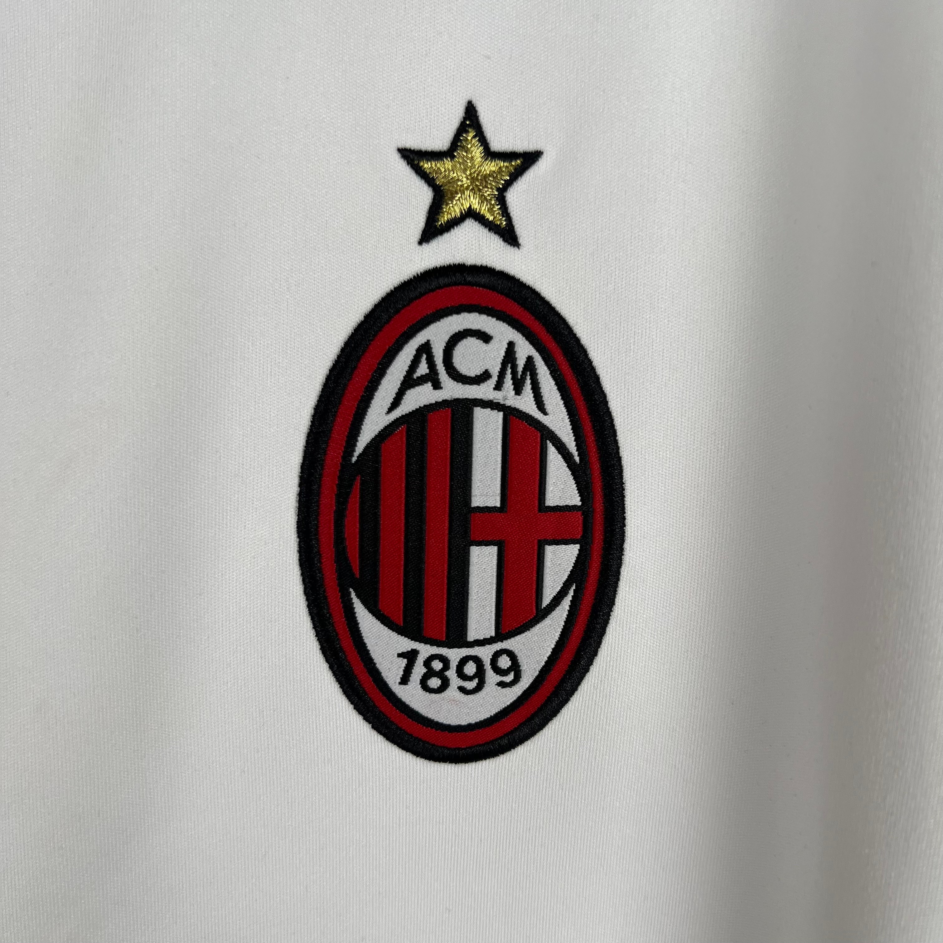 2009/2010 AC Milan Away Retro Football Shirt