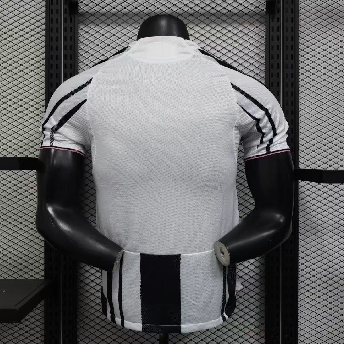 2025/2026 Juventus Home Football Shirt (Player )