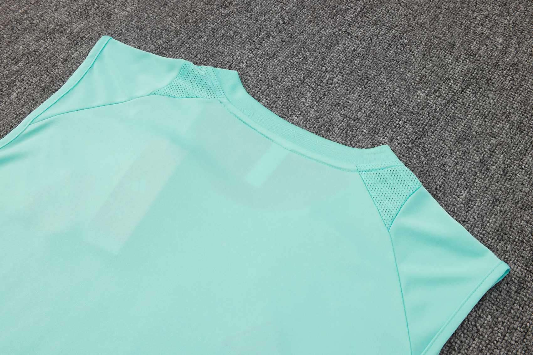 2024/2025 Real Madrid light green adult vest training suit (Adult Kit)