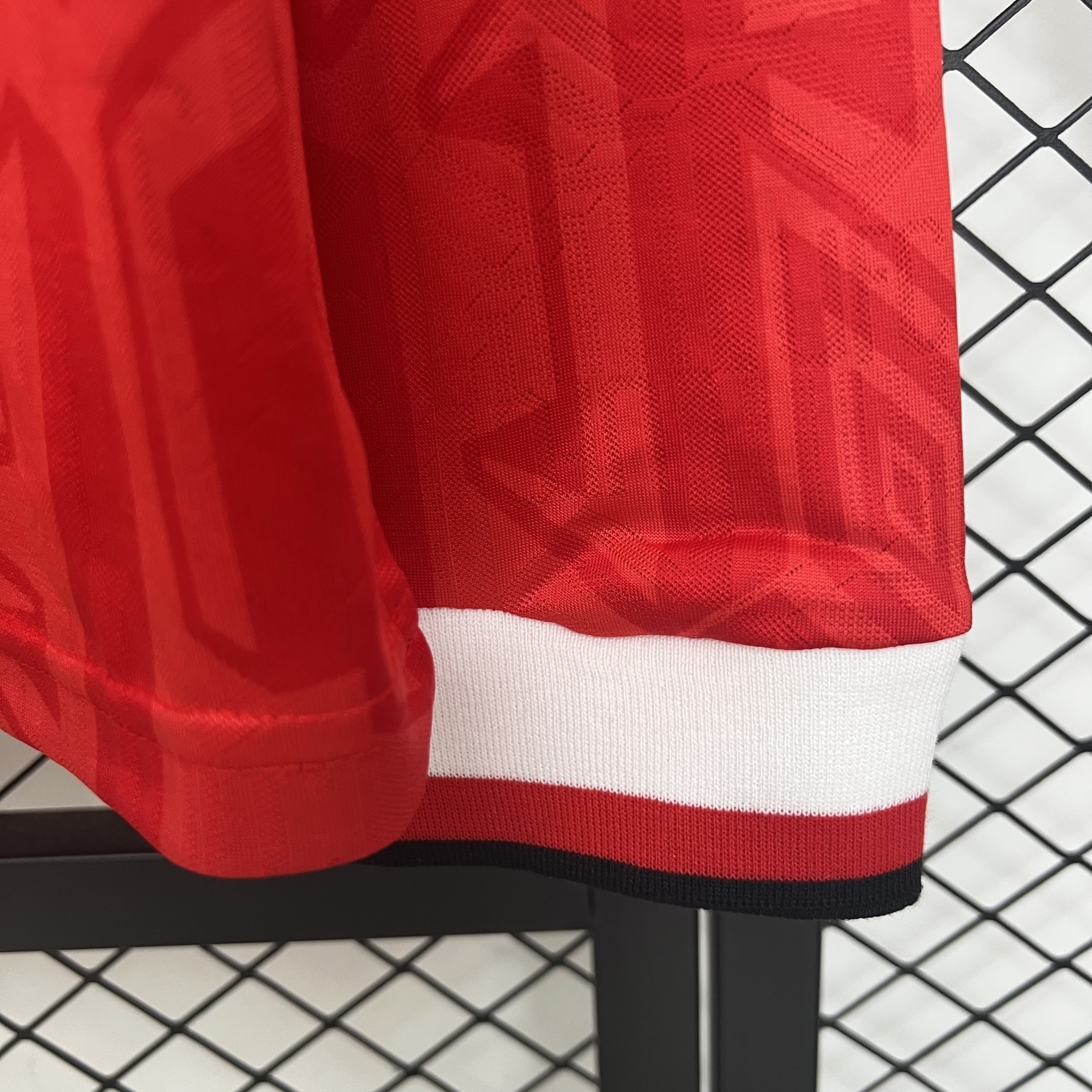 92/94 Manchester United home long sleeved retro football jersey