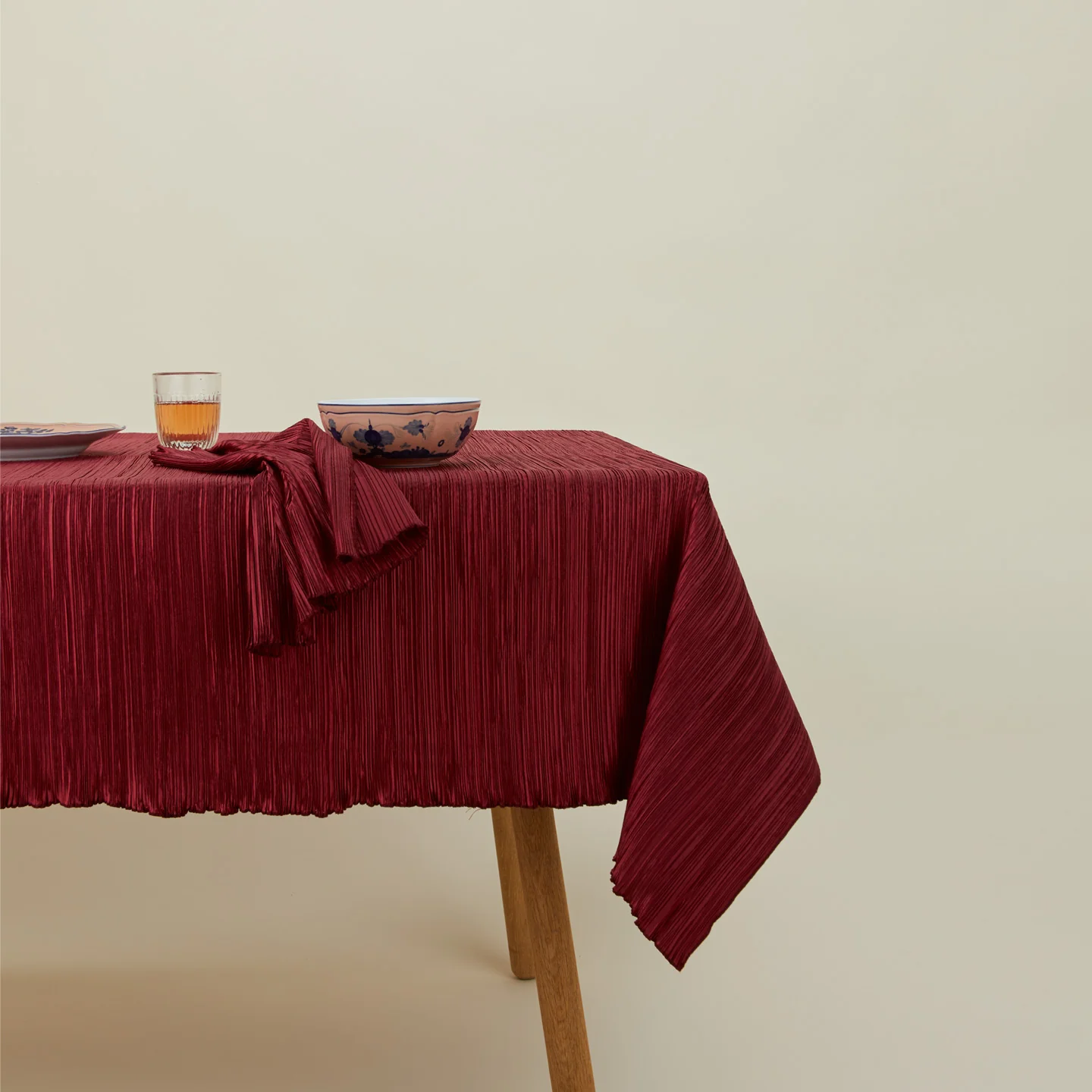 Pleated Tablecloth - Red