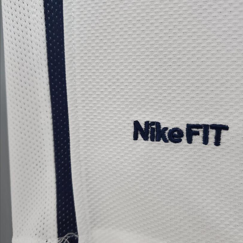 08/09 Manchester United Away retro football jersey