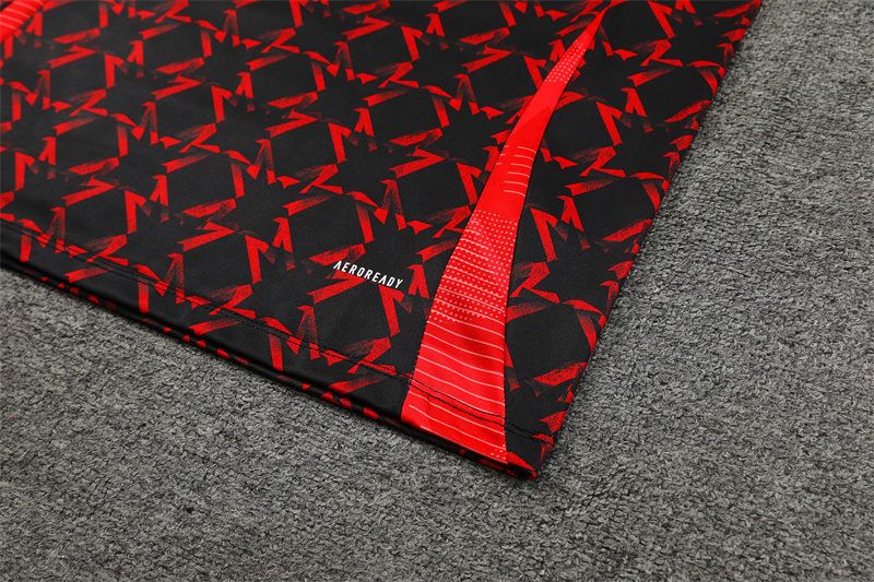 24/25 Manchester United Red and Black Half Zip Training Kit (Adult Kids Kit)