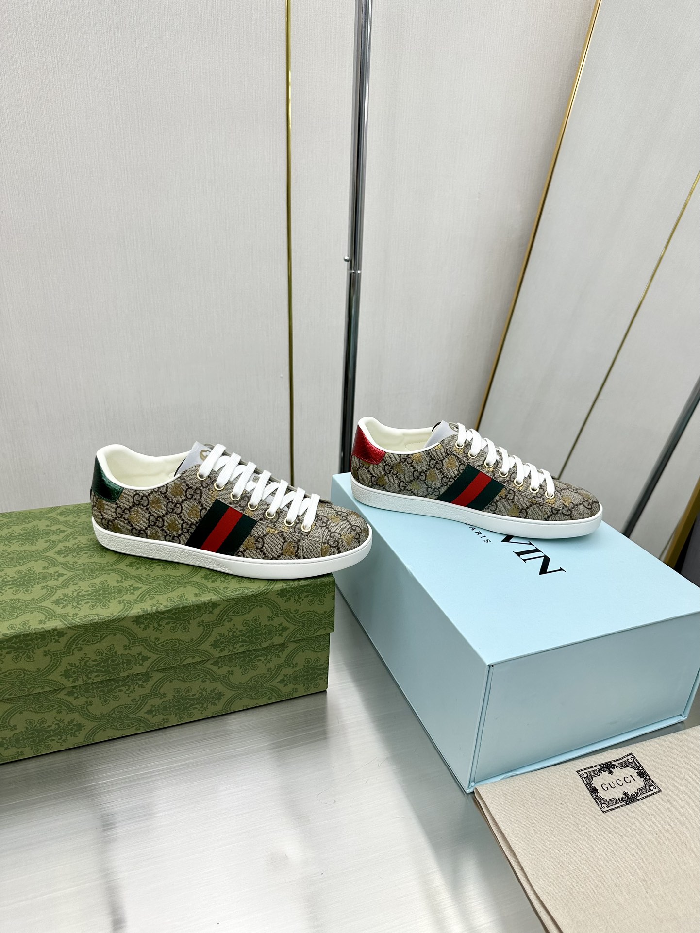 Gucci Ace GG Supreme