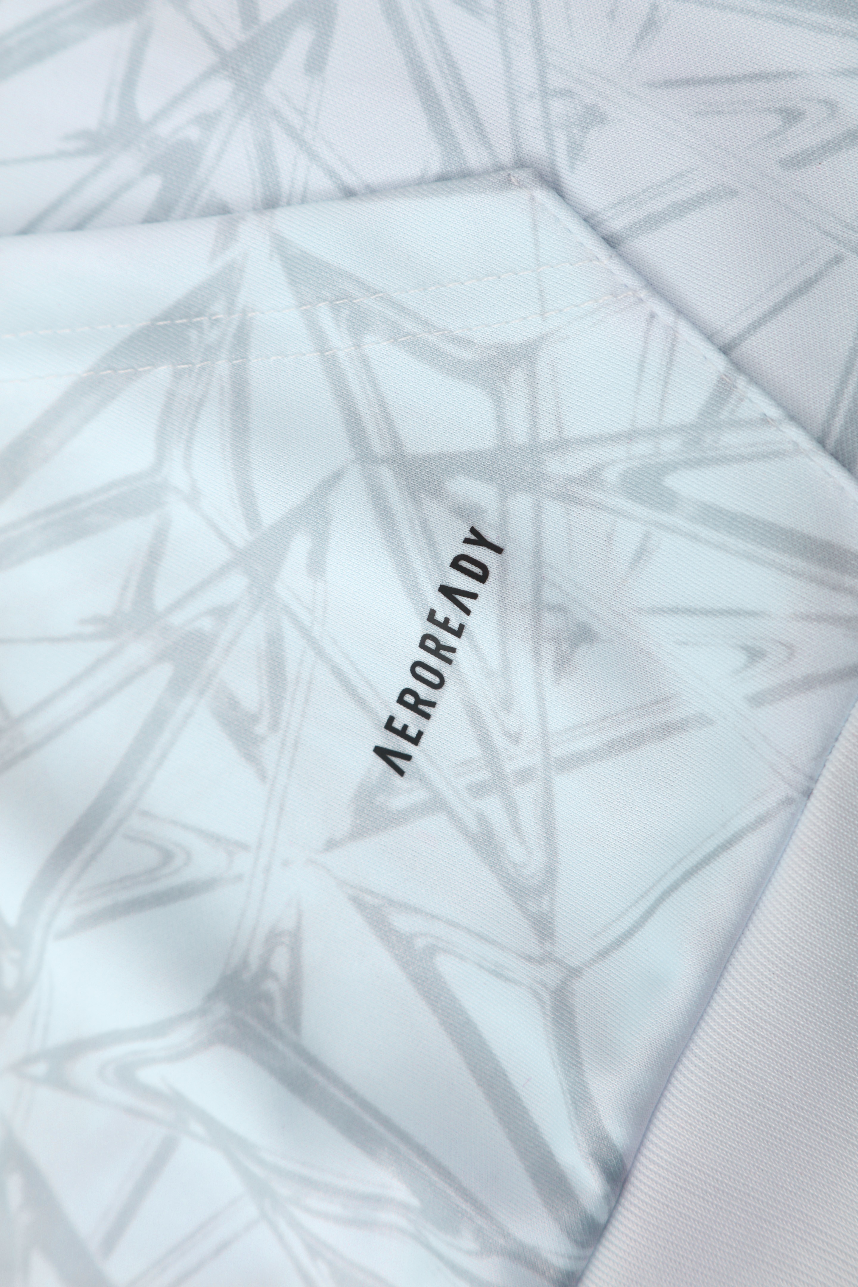 2025/2026 Real Madrid Adult Long Sleeve Hood Kit