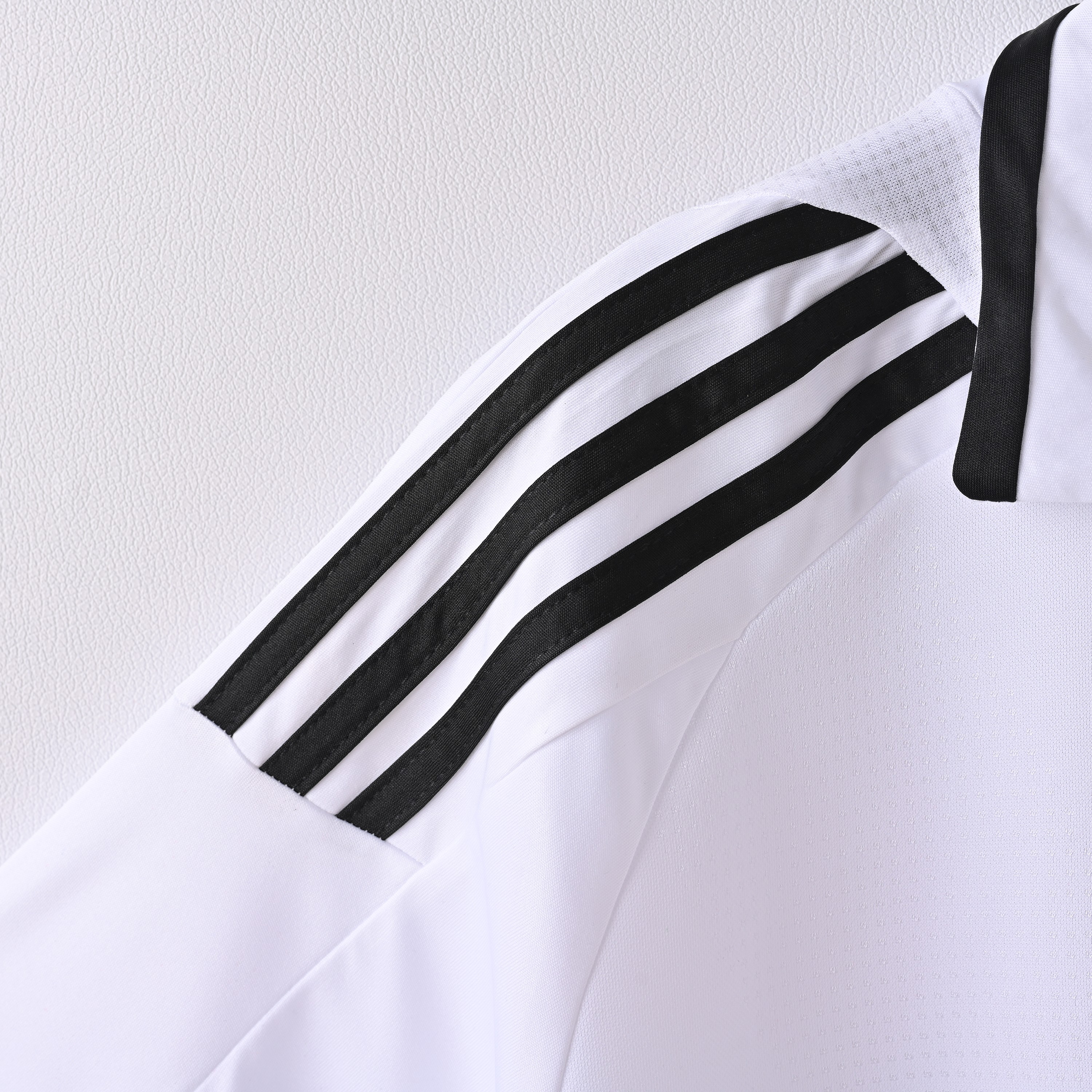 2008/2009 Real Madrid Home Retro Football Shirt