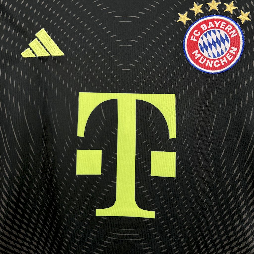 2025/2026 Bayern Munich Goalkeeper Kit Black (Kids Kit socks)