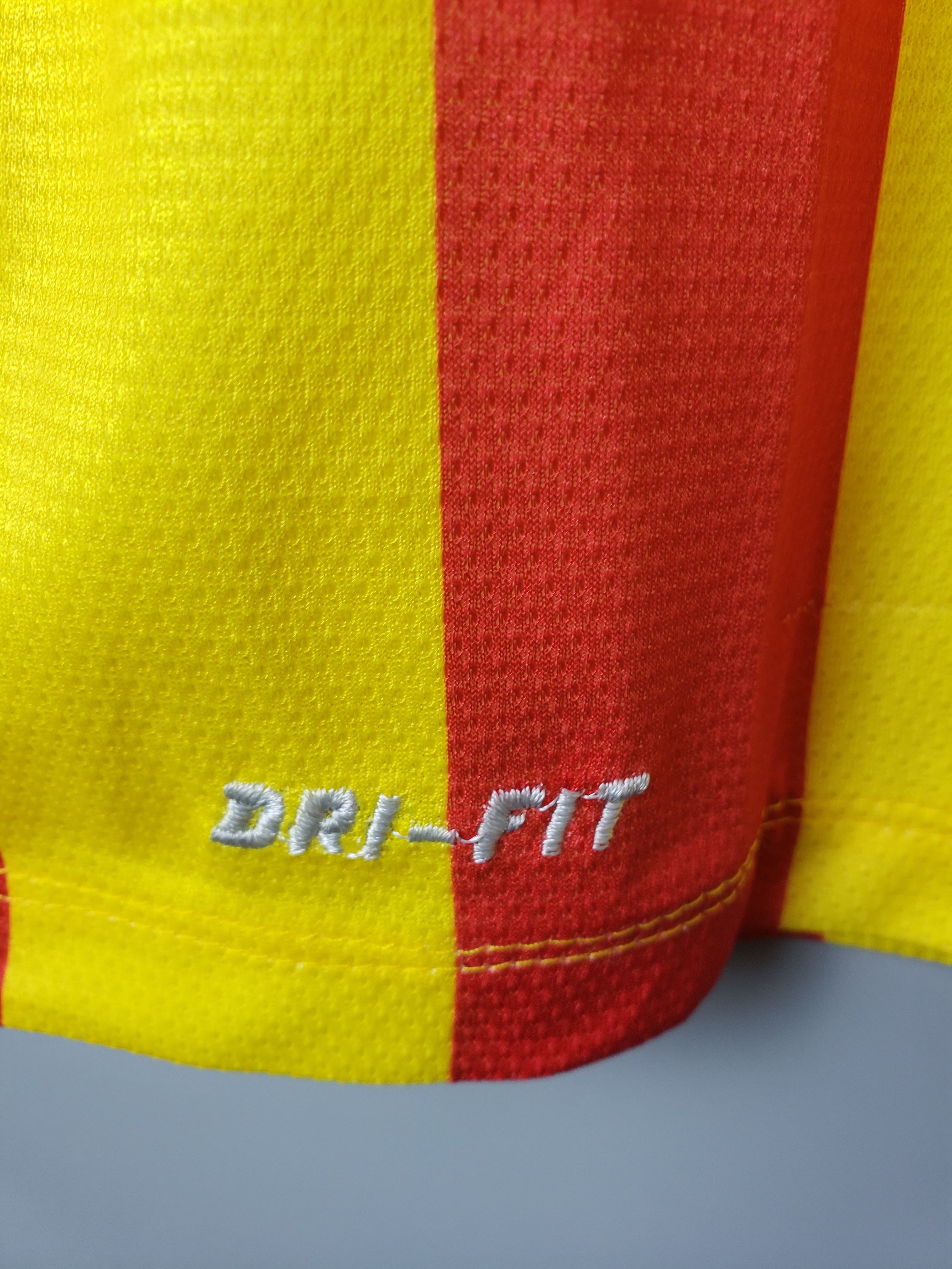 2013/2014 Barcelona Retro Away Football Shirt