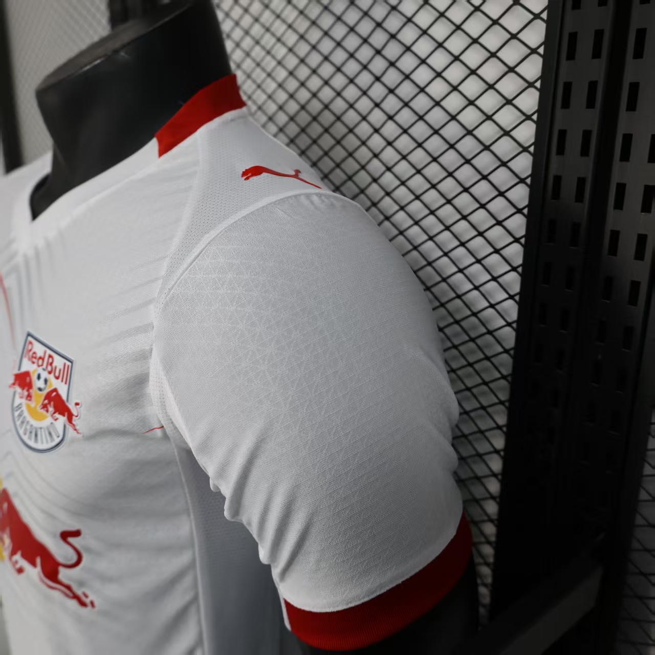 2025/2026 RB Leipzig Home Football Shirt (Player Edition)