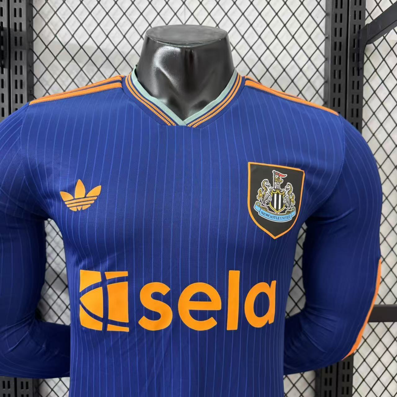 2025/2026 Newcastle United long-sleeved third football shirt (player version)