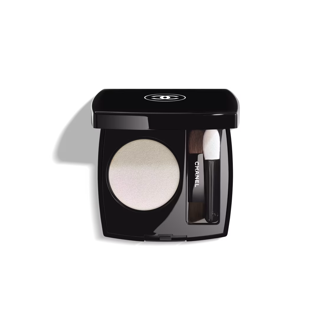 Chanel OMBRE ESSENTIELLE Multi-Use Longwearing Eyeshadow
