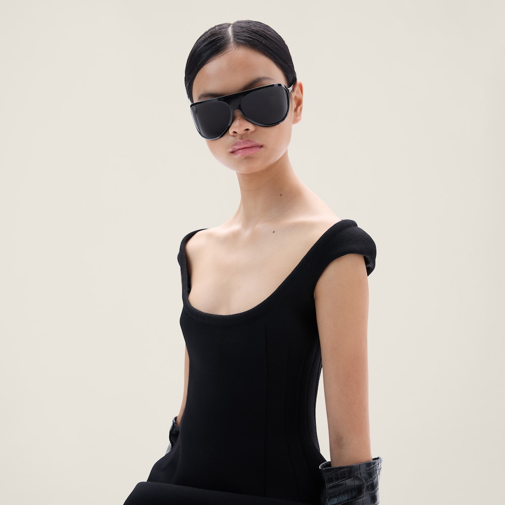 Miu Enigme sunglasses