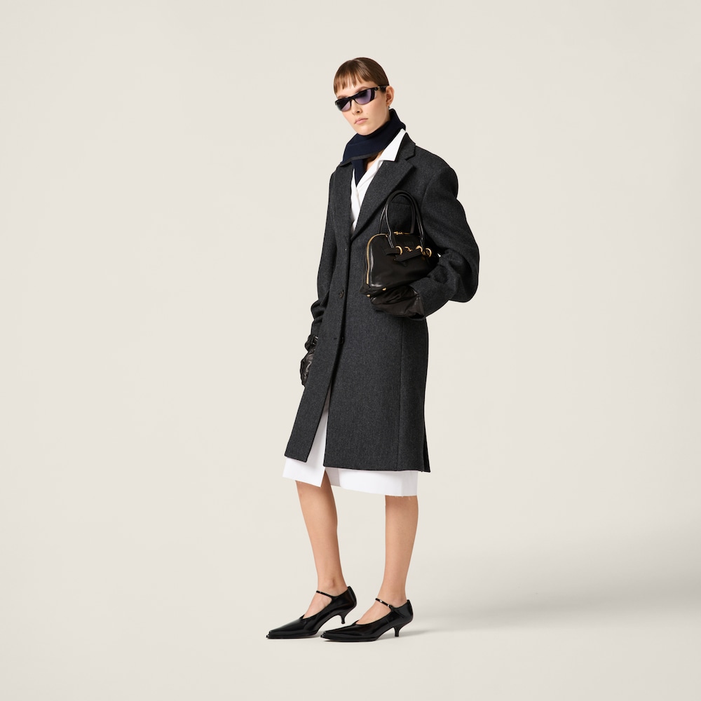 Single-breasted double wool coat