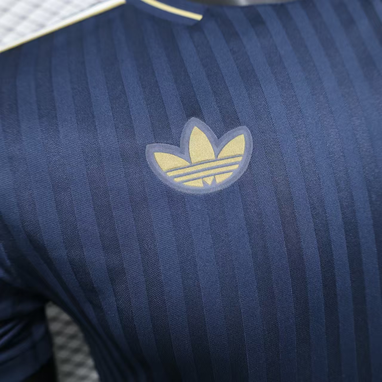 2025/2026 Juventus Football Shirt (Player )