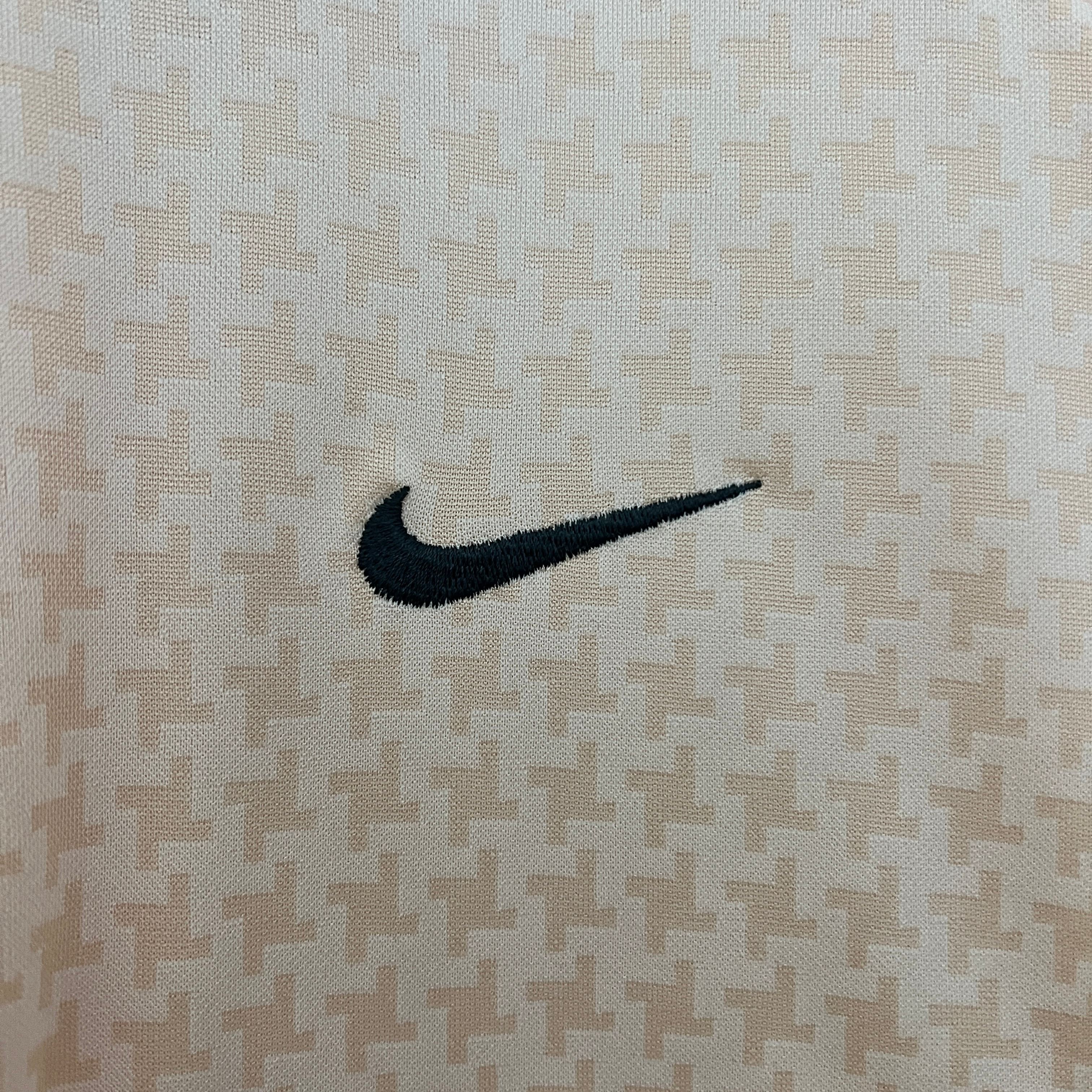 2003/2004 Juventus Away Retro Football Shirt