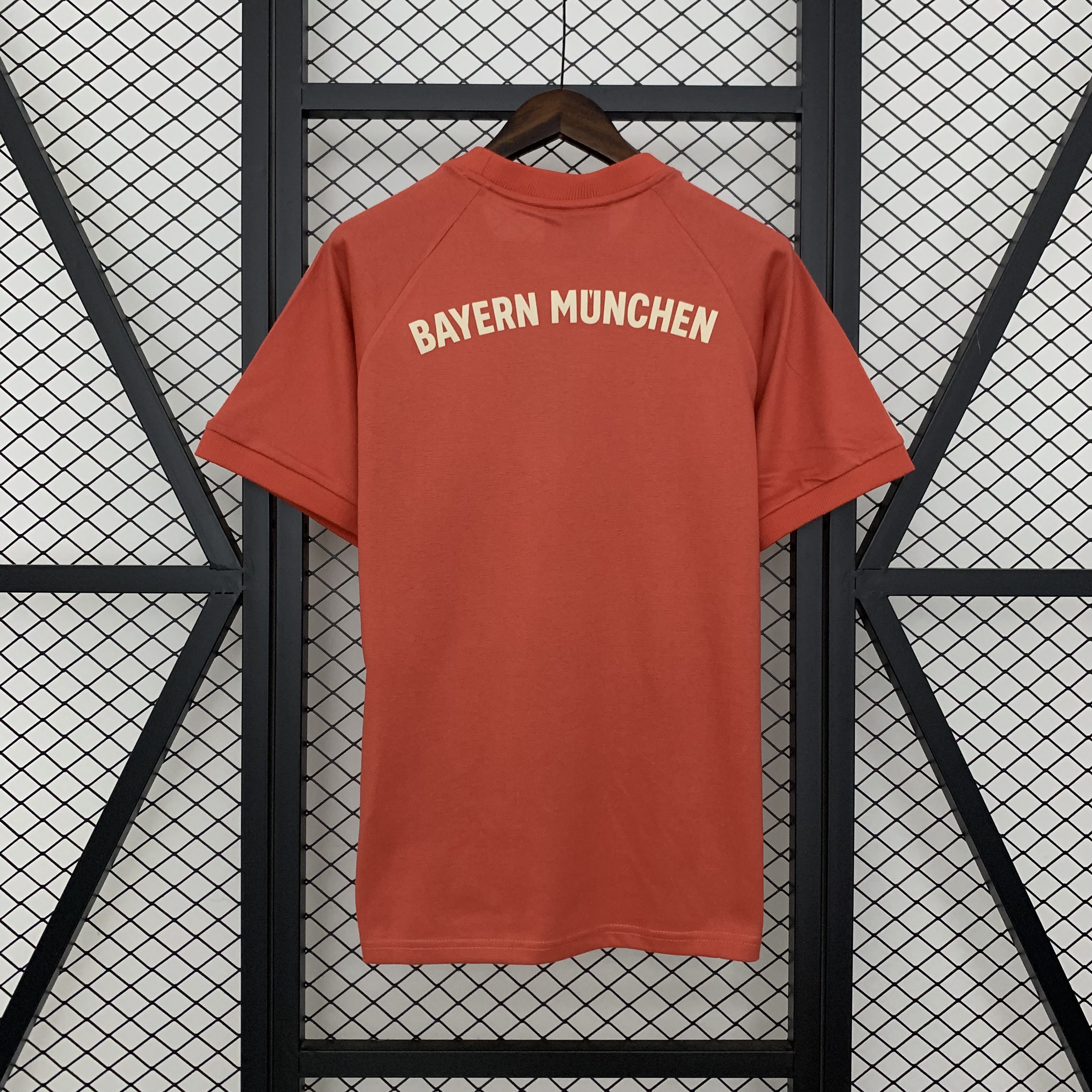 FC Bayern Munich black cotton T-shirt