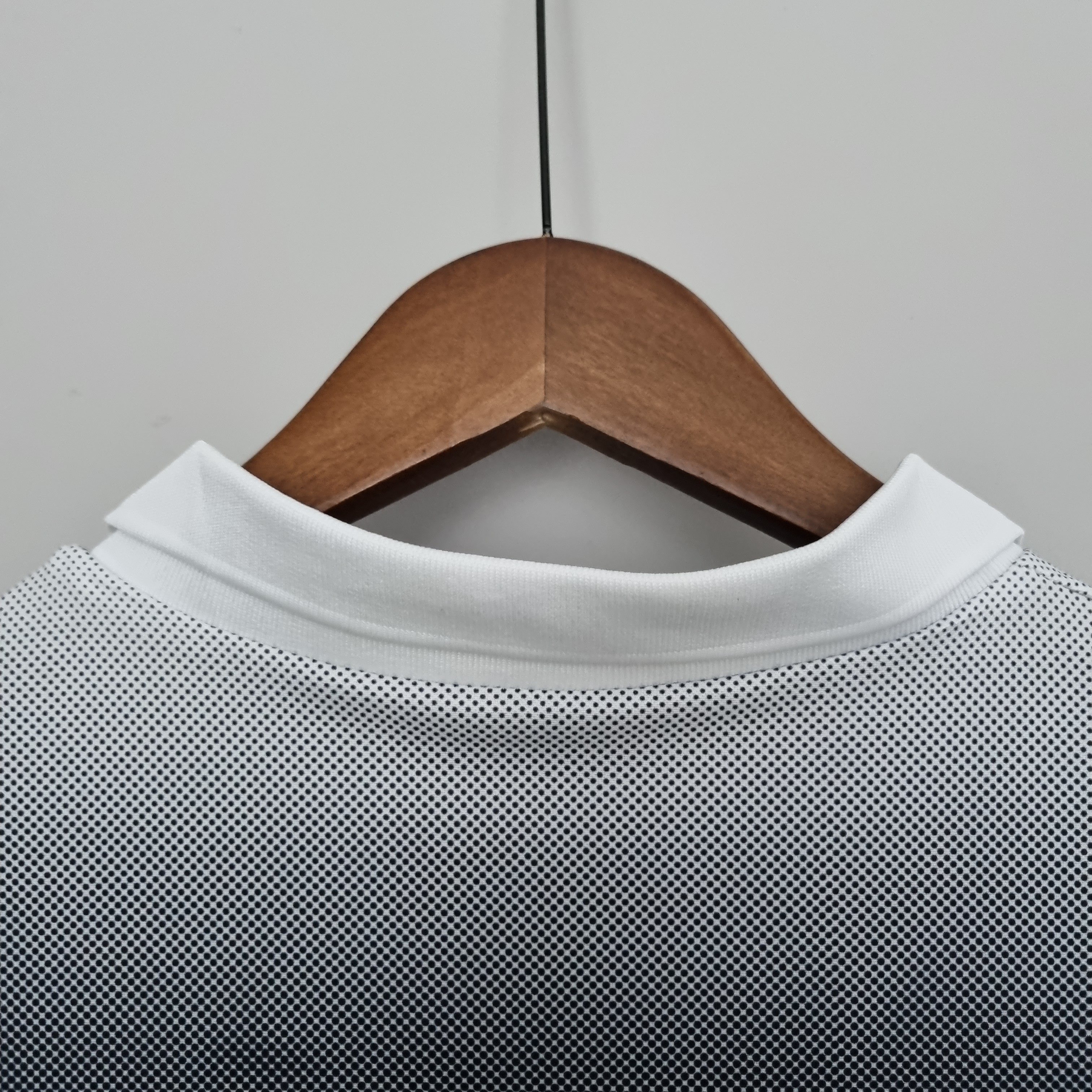 1995/1996 AC Milan Retro Black and White Training Shirt