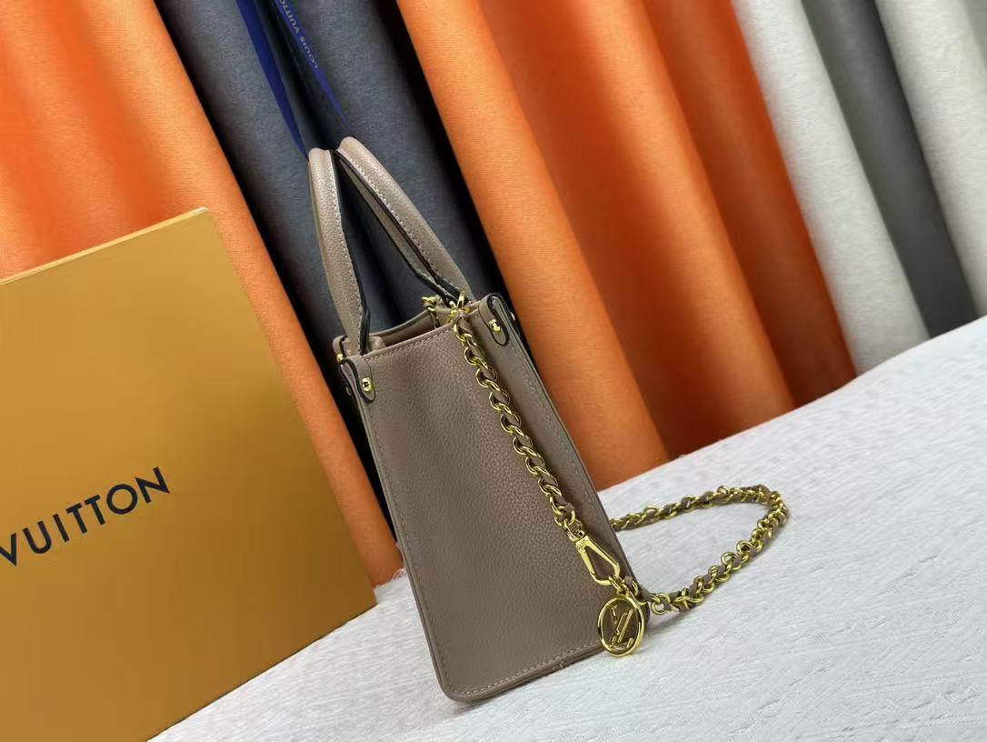 Louis Vuitton Onthego Tote Bag