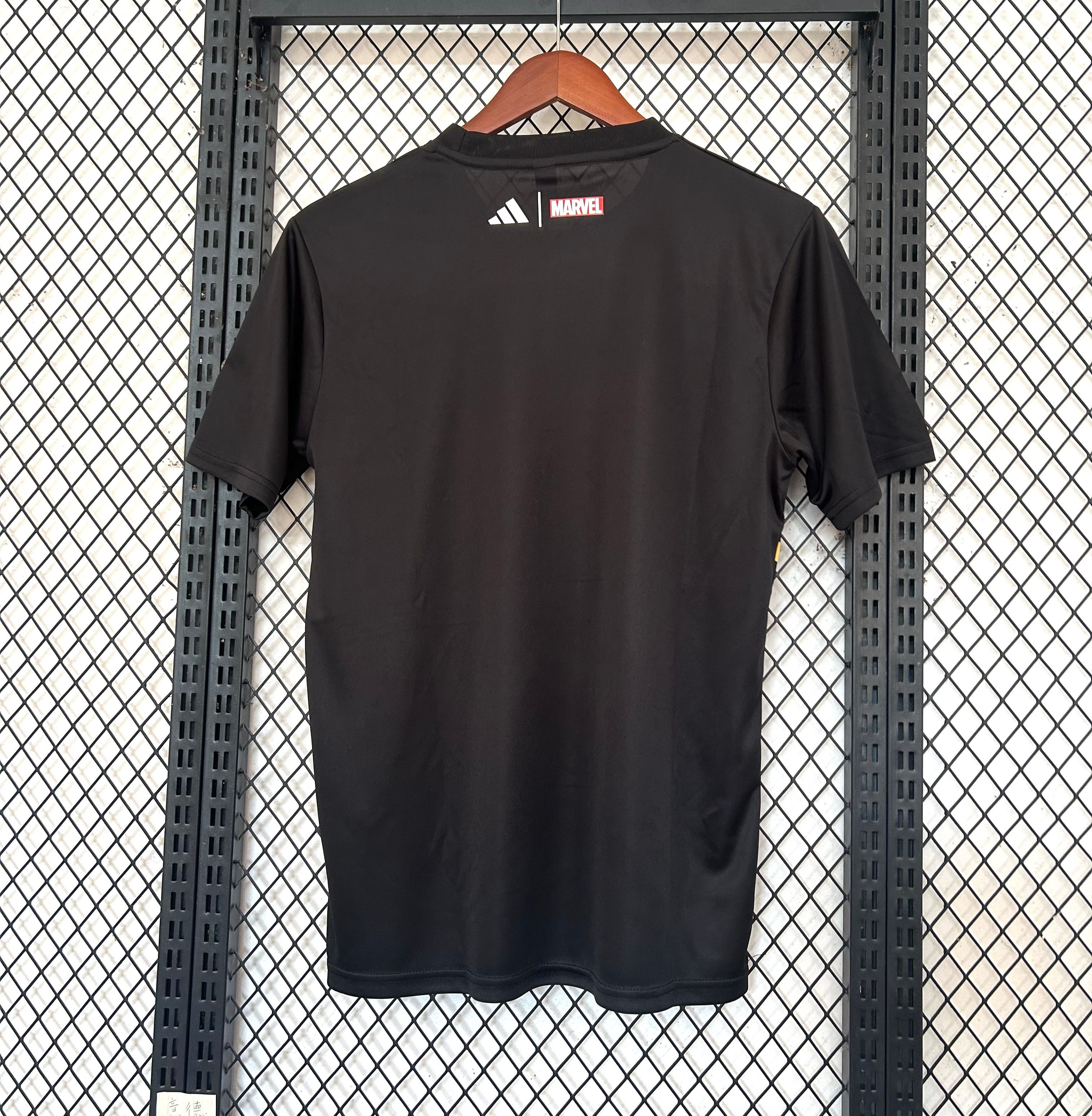 2025/2026 Real Madrid Special Edition Football Shirt （Fan Edition）