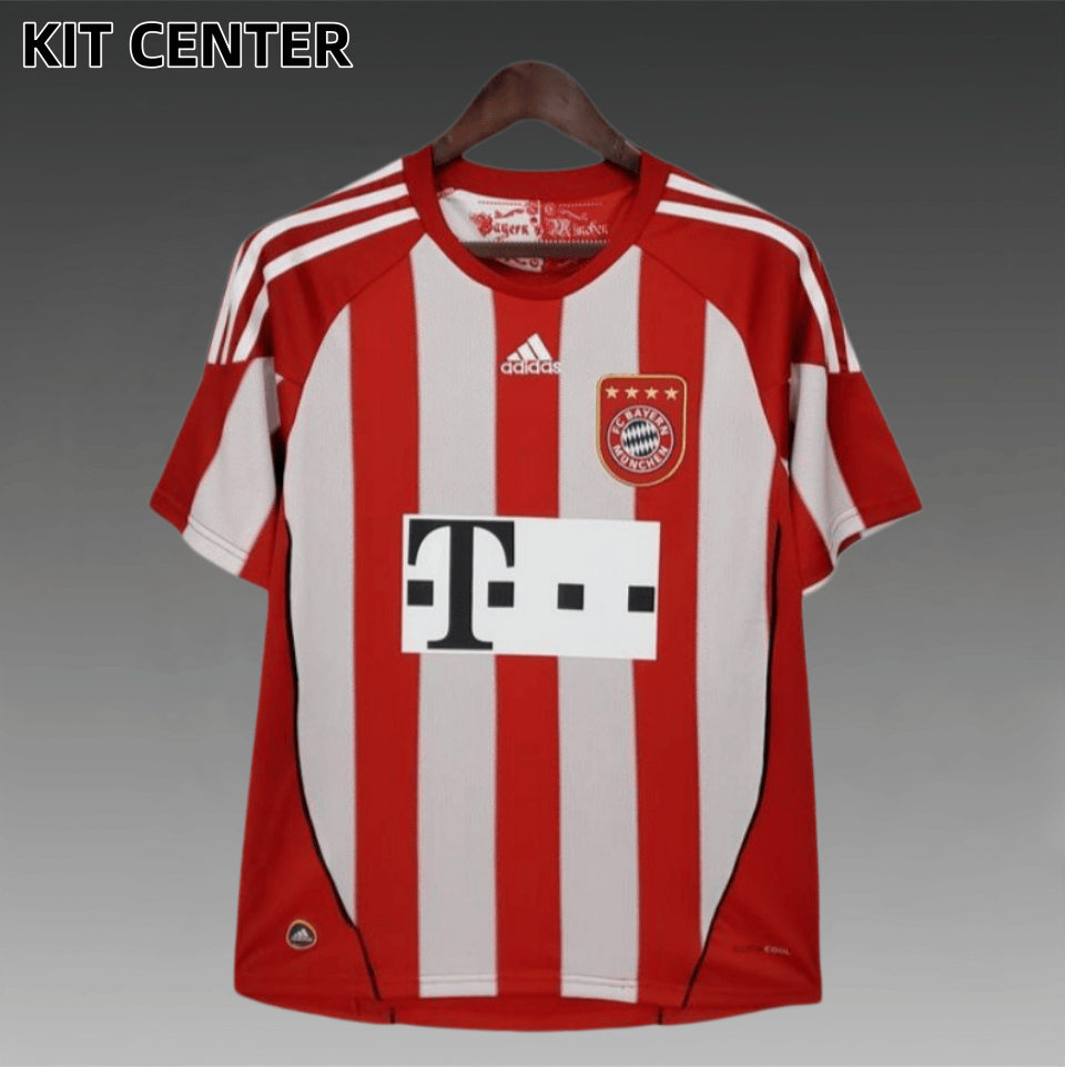 10/11 Bayern Munich Home Retro Football Shirt