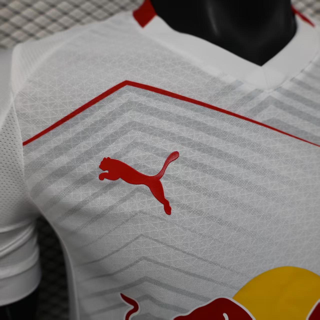 2025/2026 RB Leipzig Home Football Shirt (Player Edition)