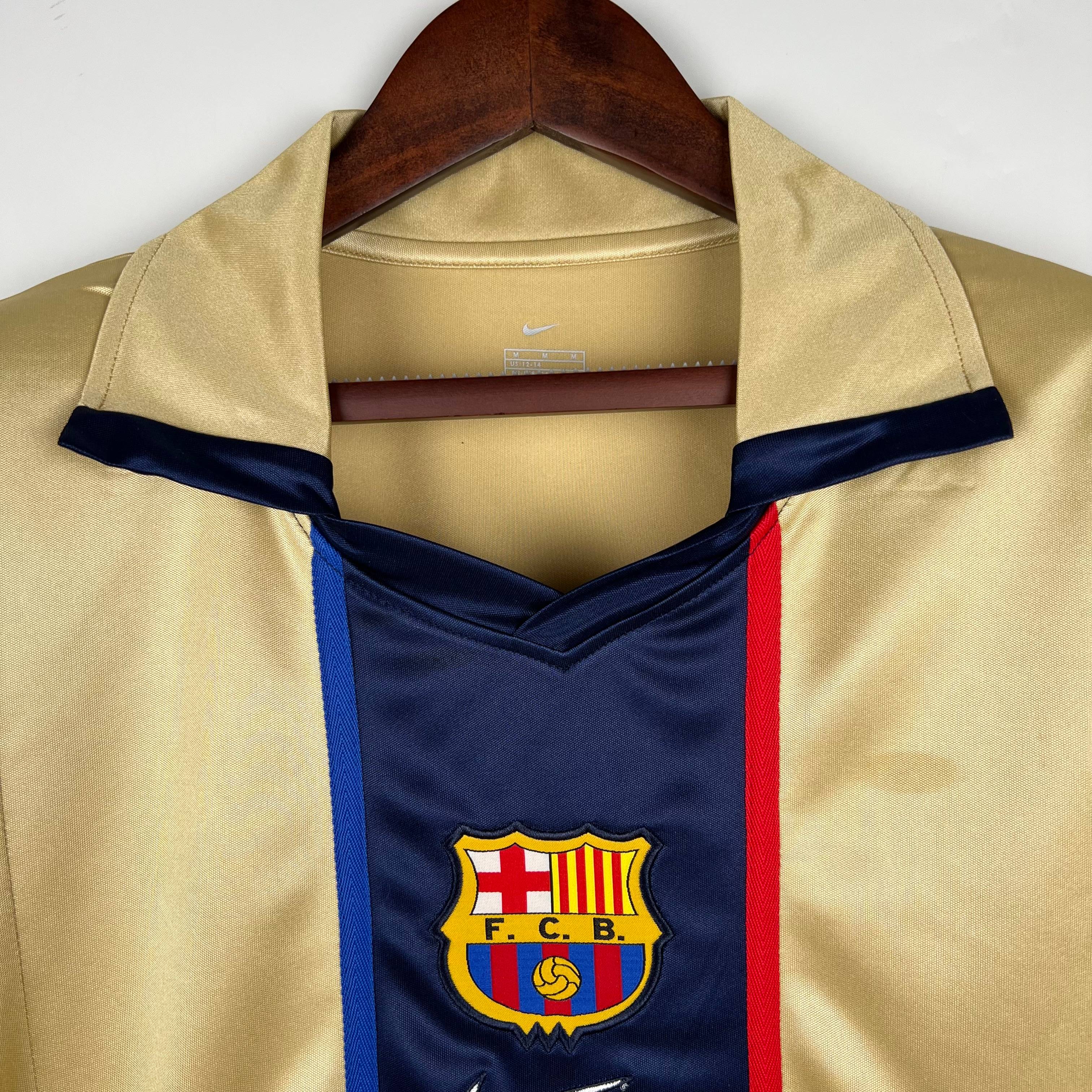 2001/2002 Barcelona Away Retro Football Shirt