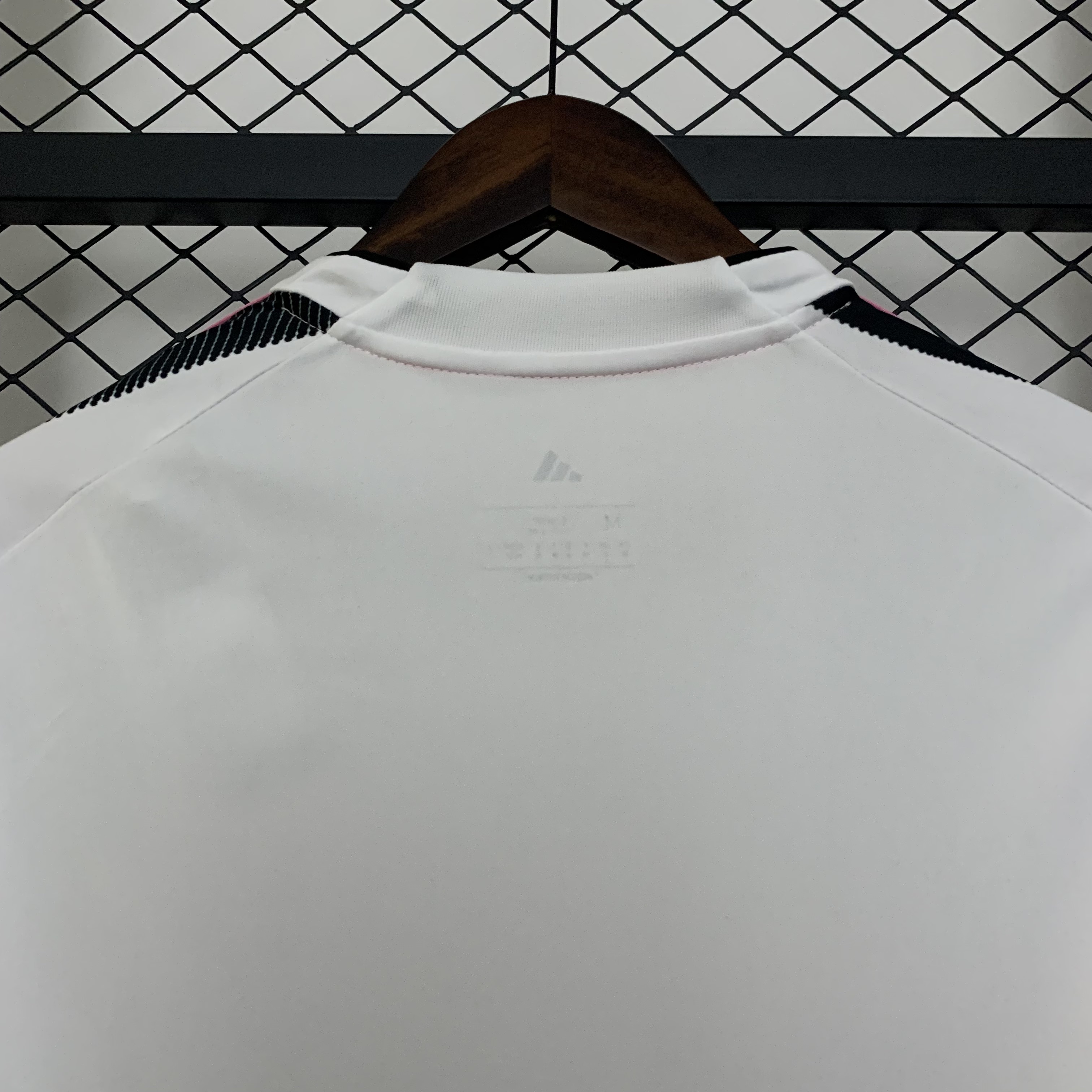 2025/2026 Juventus Home Football Shirt (FANS)