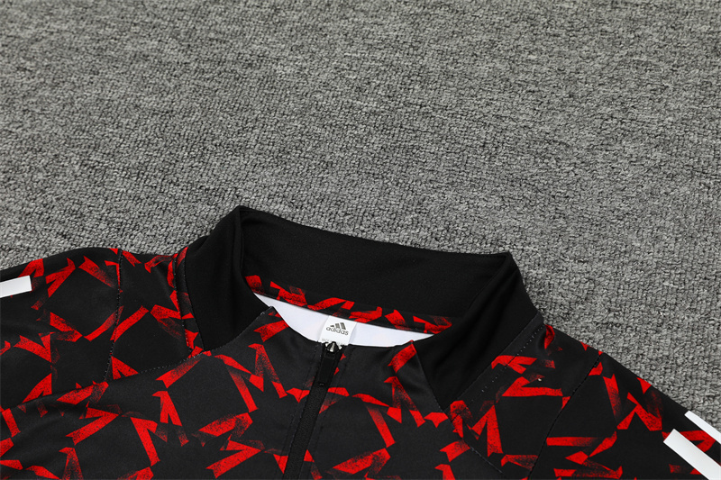 24/25 Manchester United Red and Black Half Zip Training Kit (Adult Kids Kit)