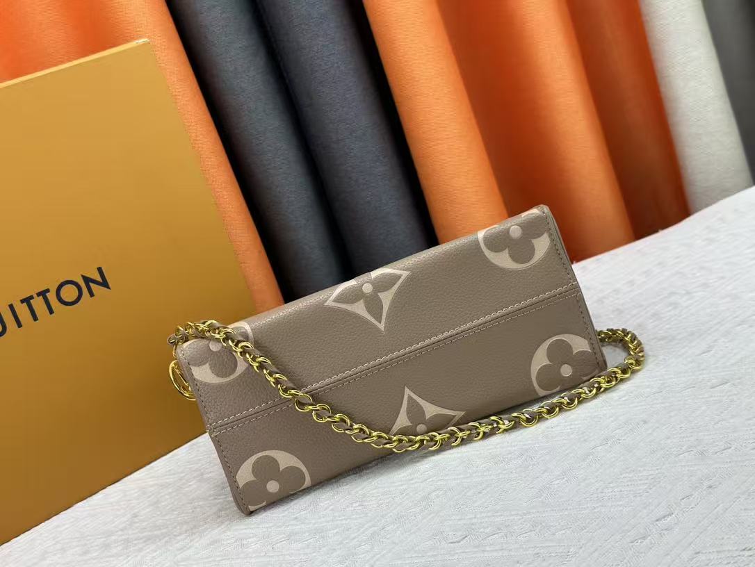 Louis Vuitton Onthego Tote Bag