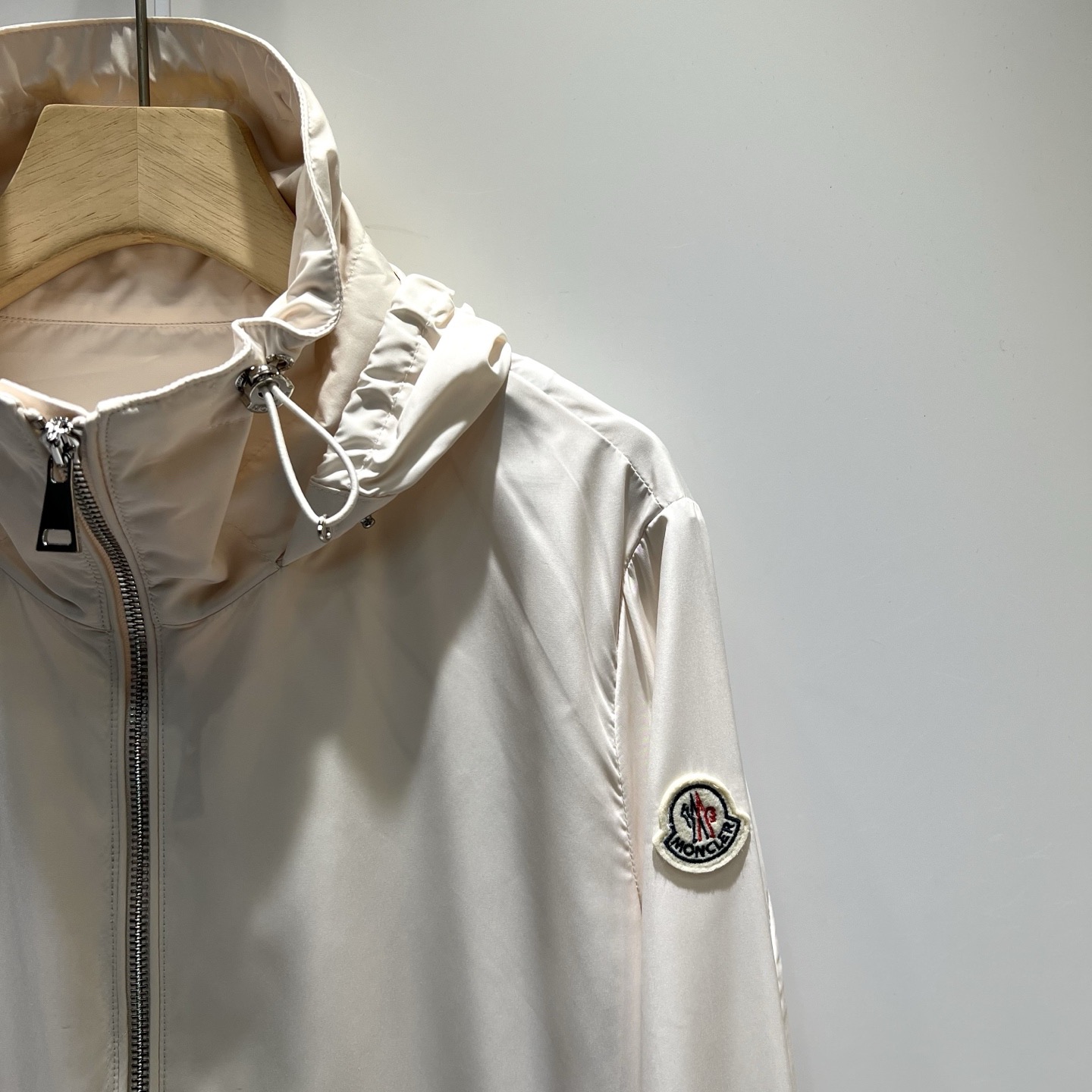 Moncler Enette 2026 Spring Autumn Women's Jackets Polyester Hooded Zipper Tassel Casual Slim Woman's Coats MKDFWJ26001