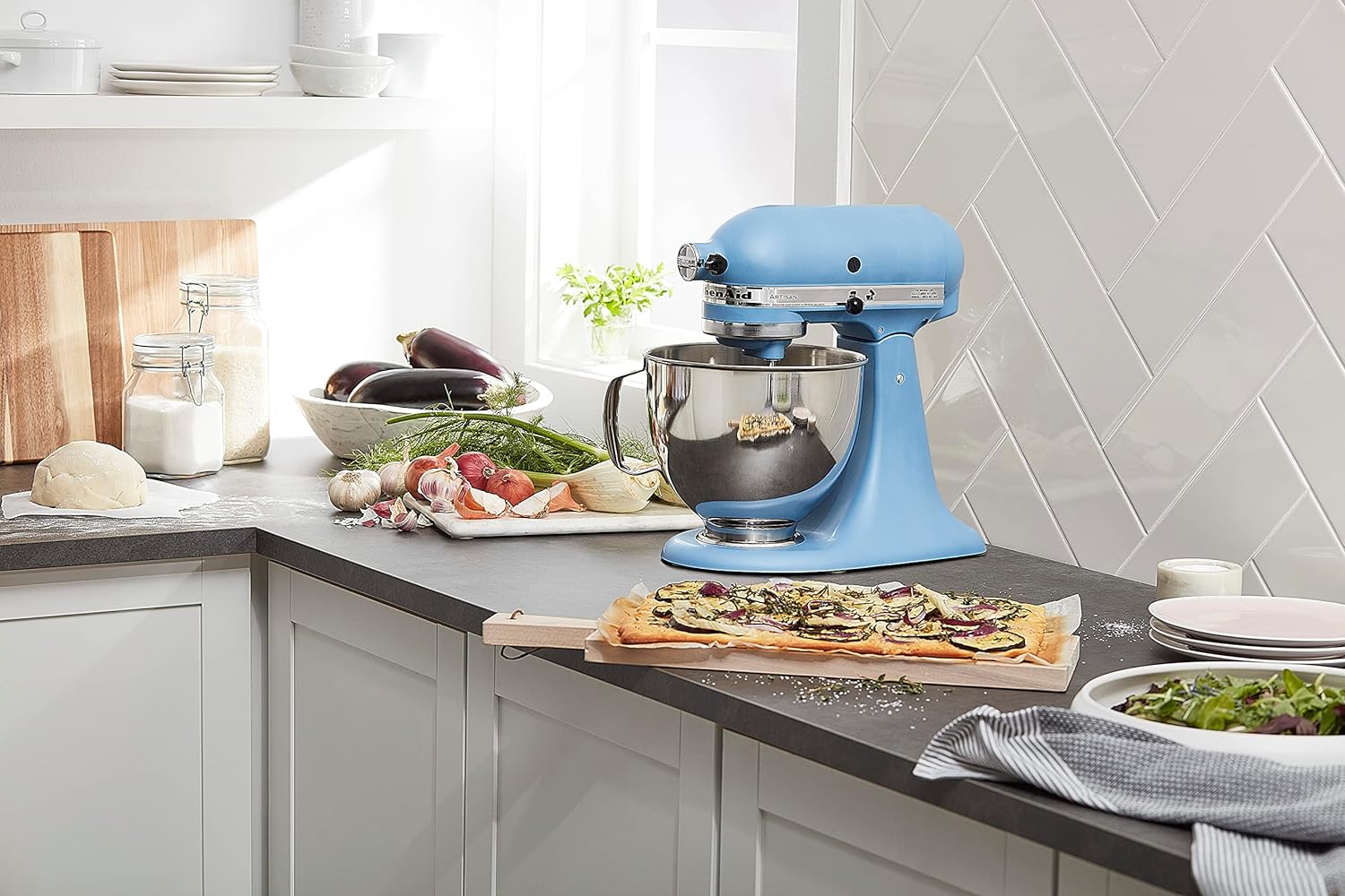 KitchenAid Artisan Series 5-Quart Tilt-Head Stand Mixer - KSM150PS, Milkshake