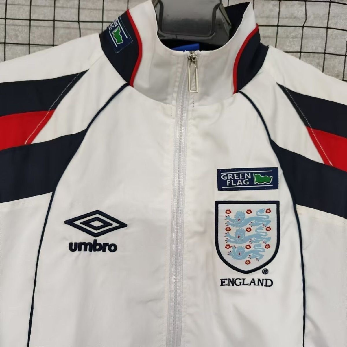 1998 England retro windbreaker white