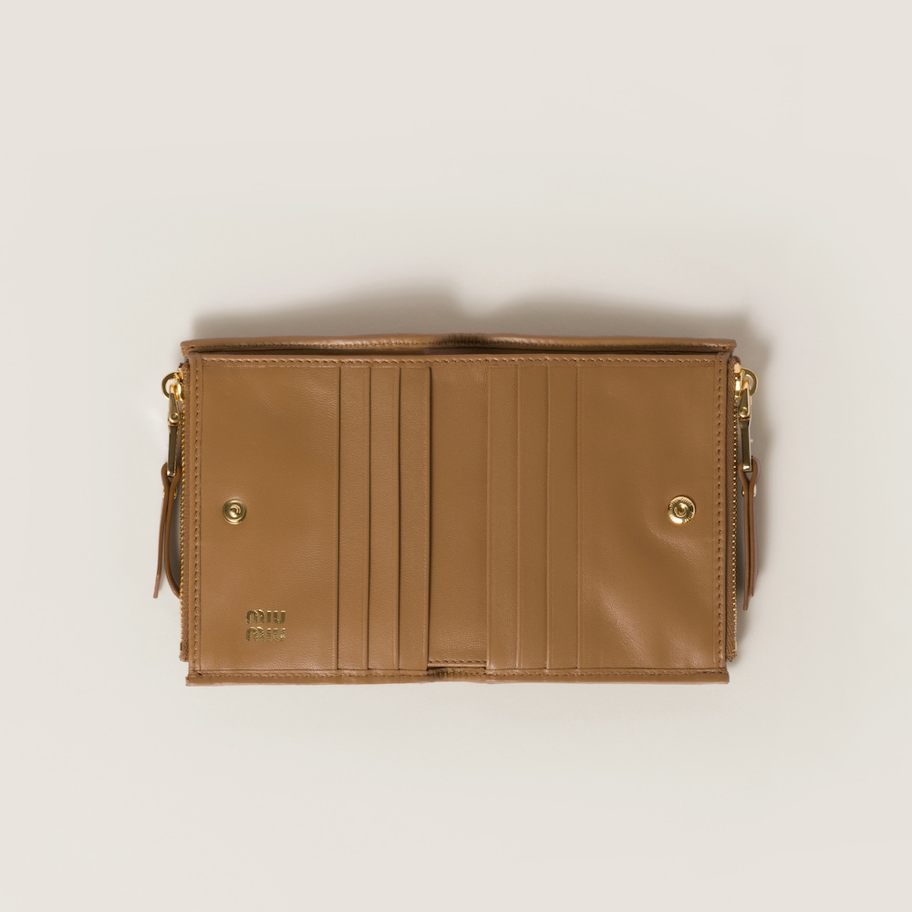 Small wallet in matelassé nappa leather