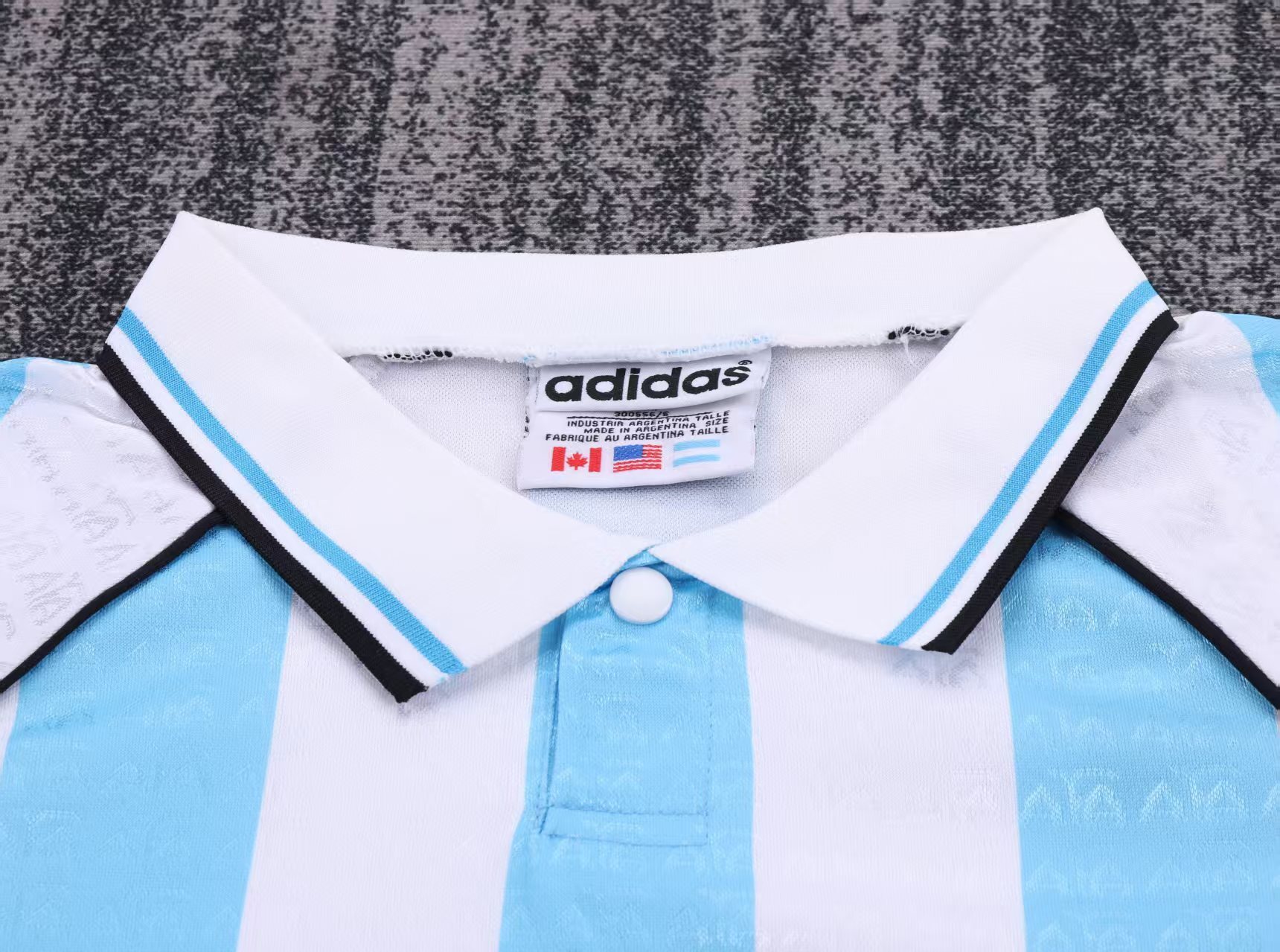 96/97 Argentina home Retro Football Shirt ( Kids Kit )
