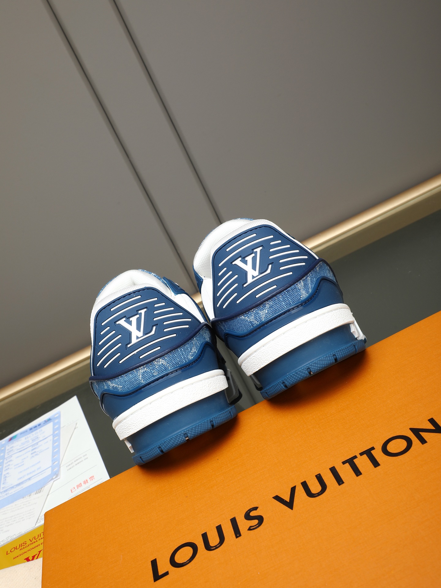 LV Louis vuitton Trainer Sneaker Low Virgil Abloh Monogram