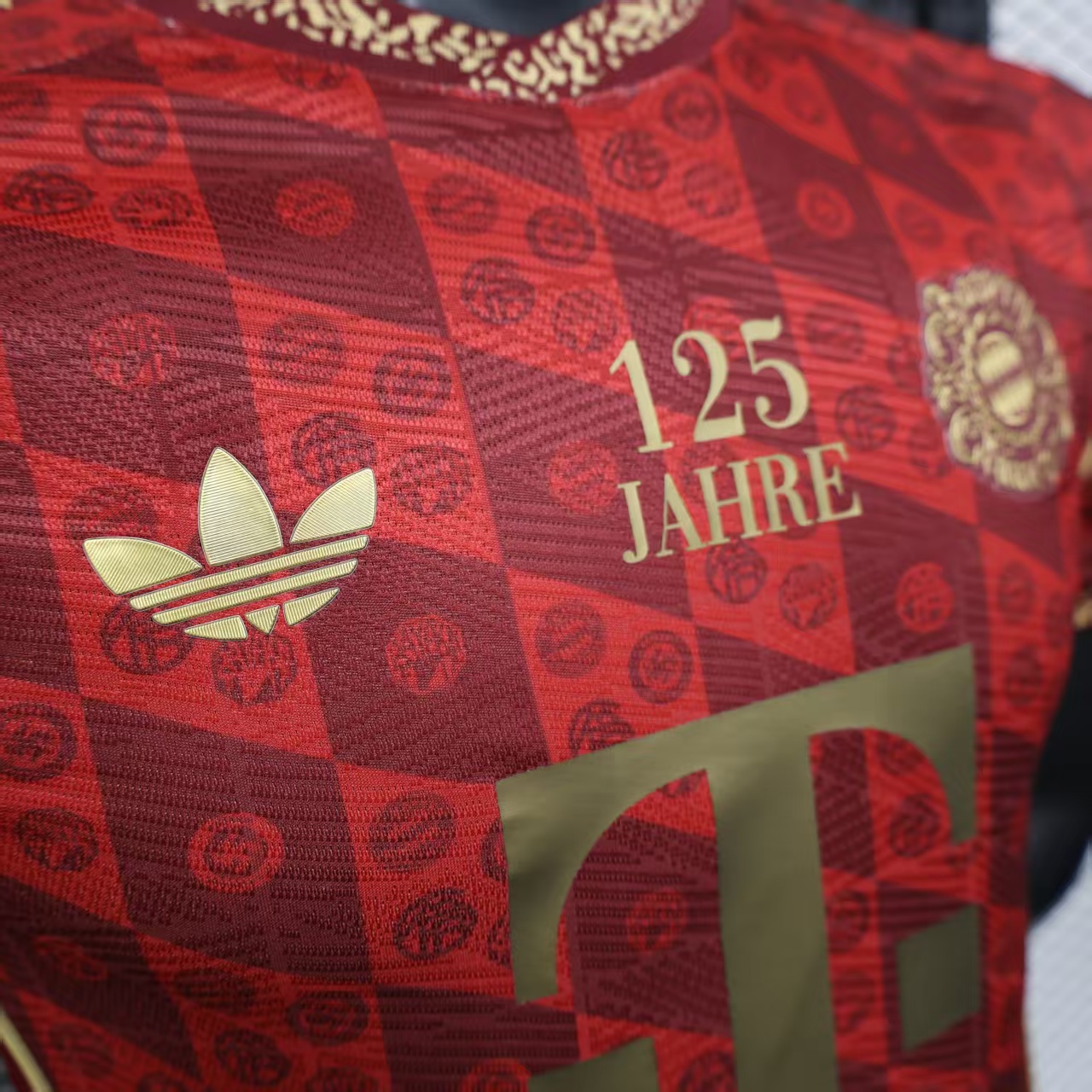 2025/2026 Bayern Munich 125th Anniversary Red Football Shirt (Player Edition)