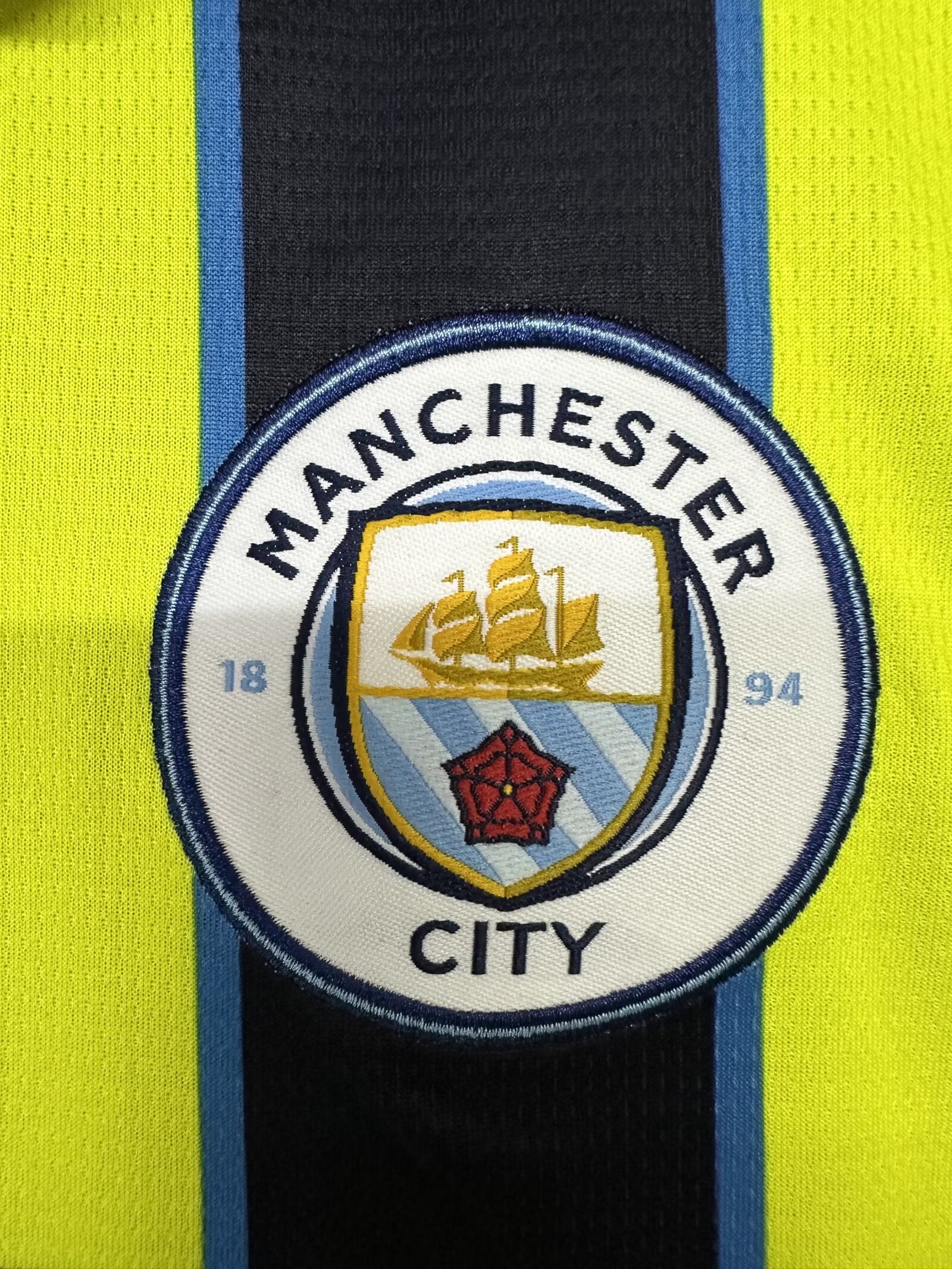 2024/2025 Manchester City Away Football Shirt (Fans)