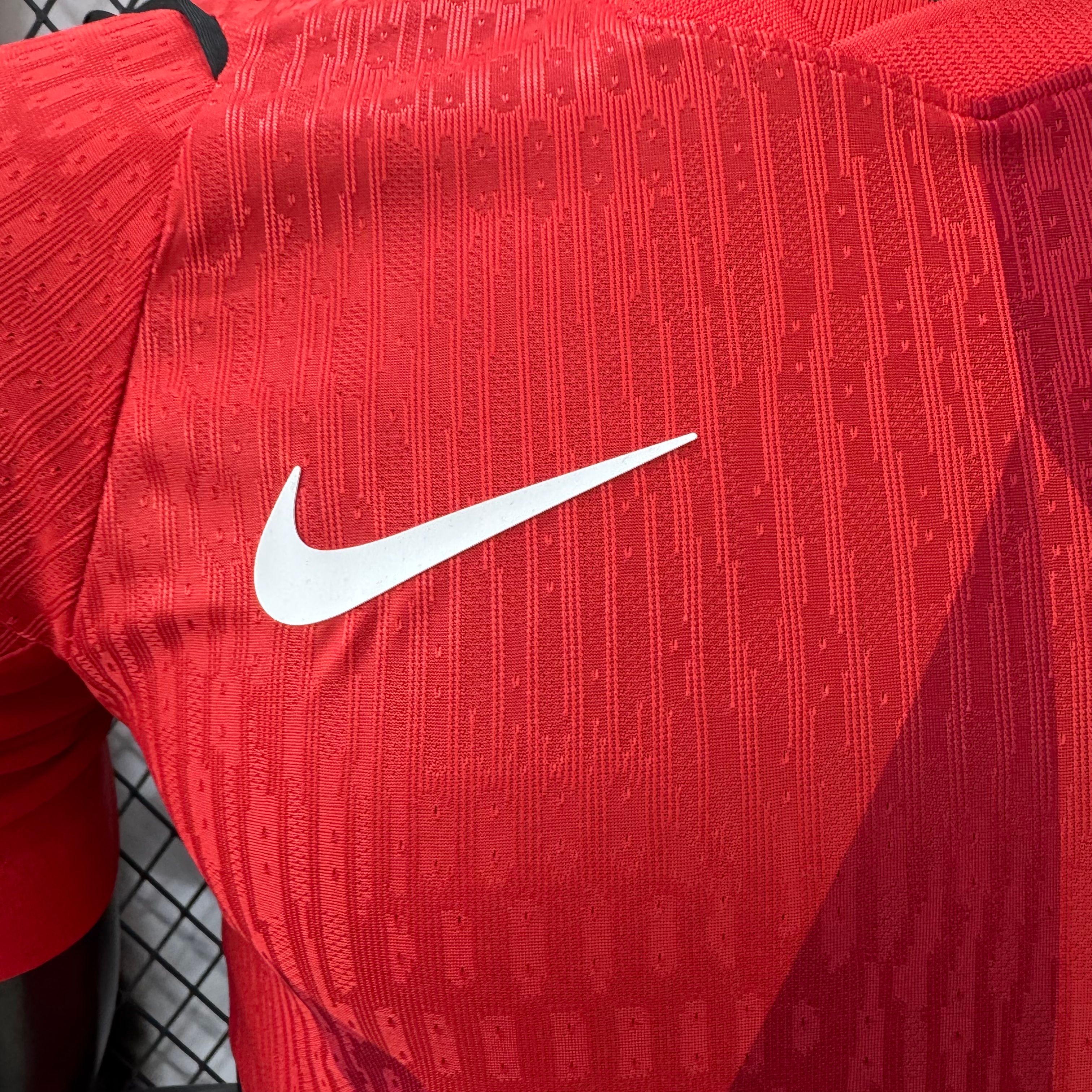 2026 Canada Home Football Shirt (Player Edition)