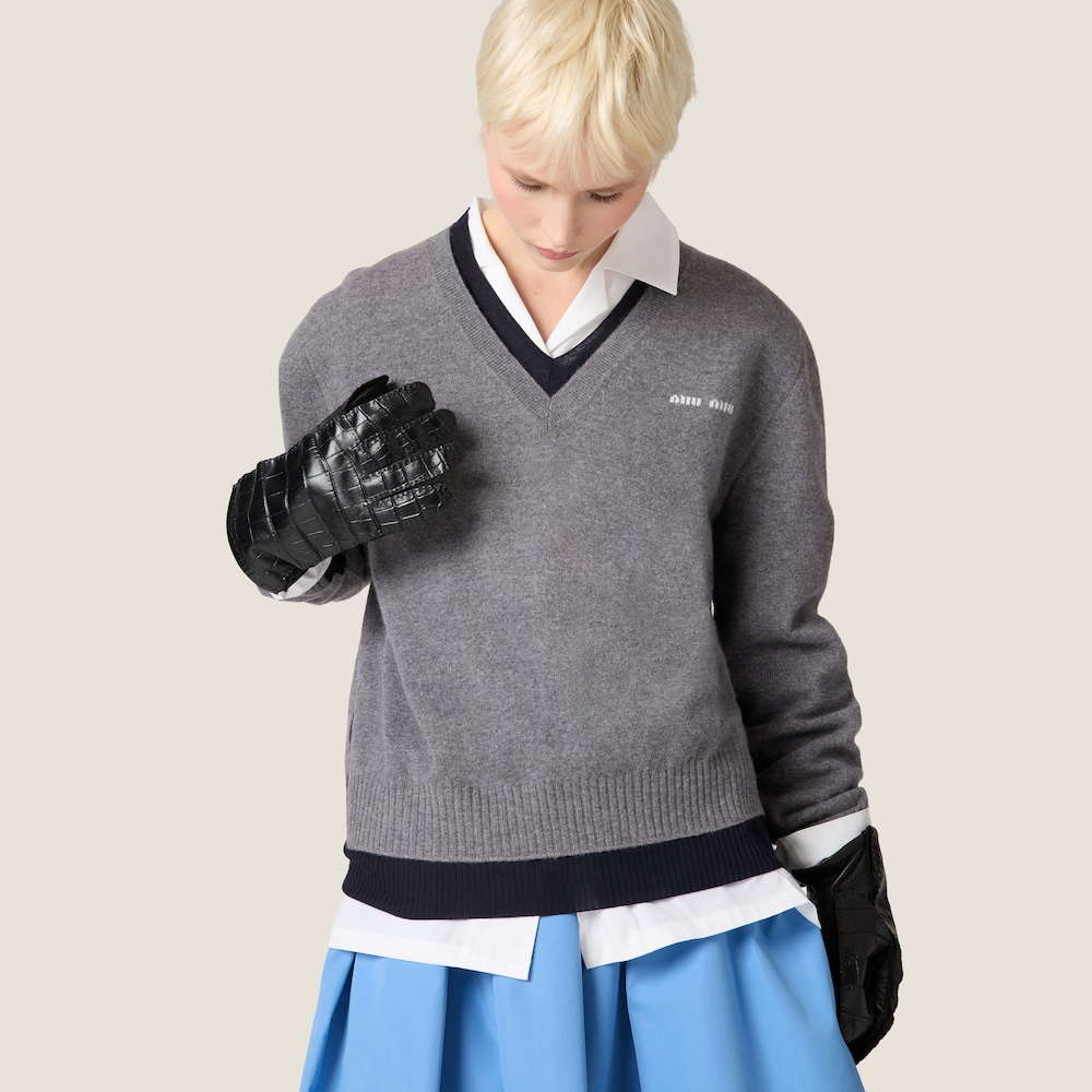 Silk and cashmere V-neck sweater