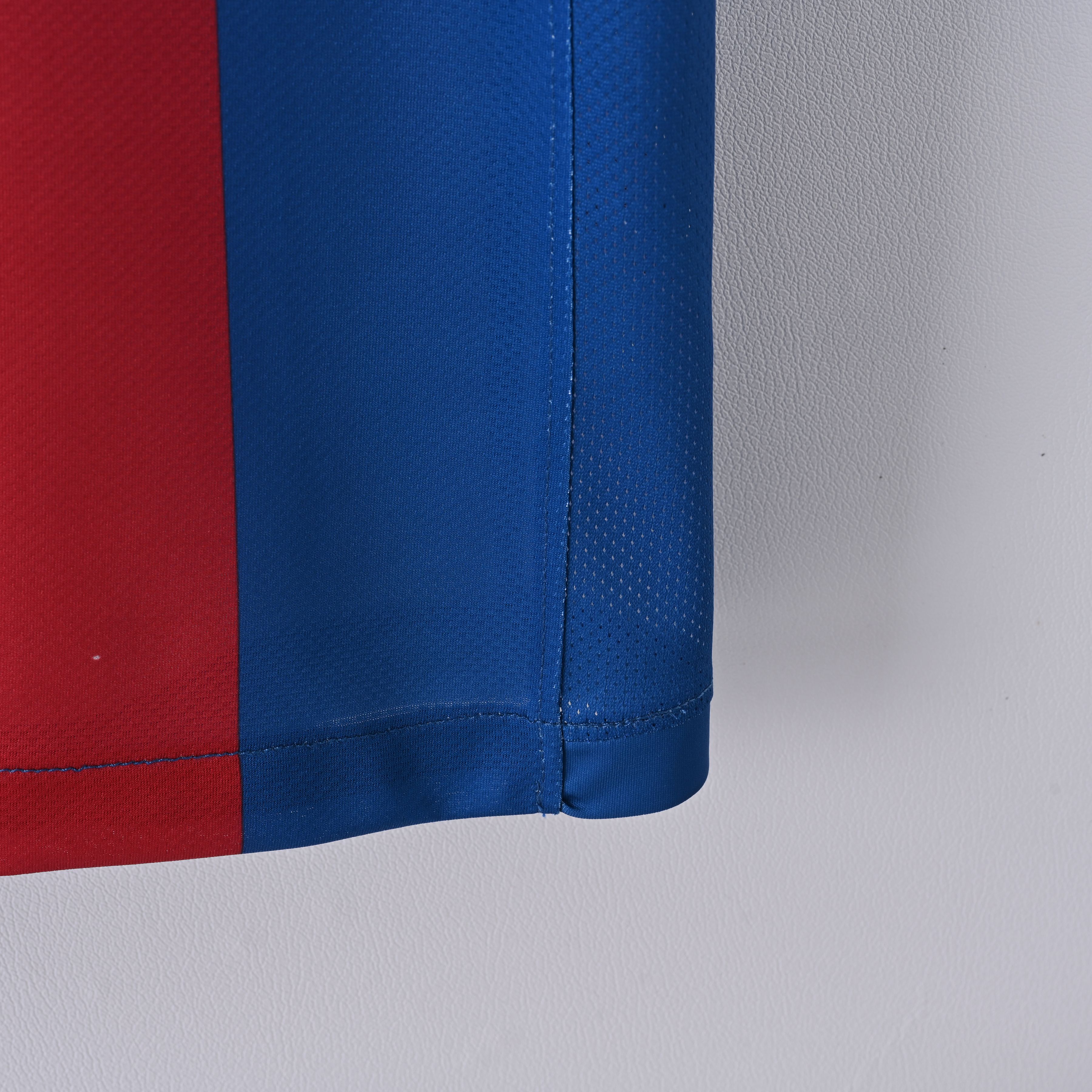 2006/2007 Barcelona Home Retro Football Shirt