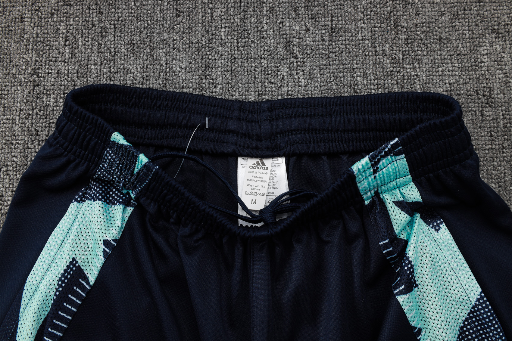 2024/2025 Real Madrid Light Green Adult Half Zip Training Kit (Adult Kit)