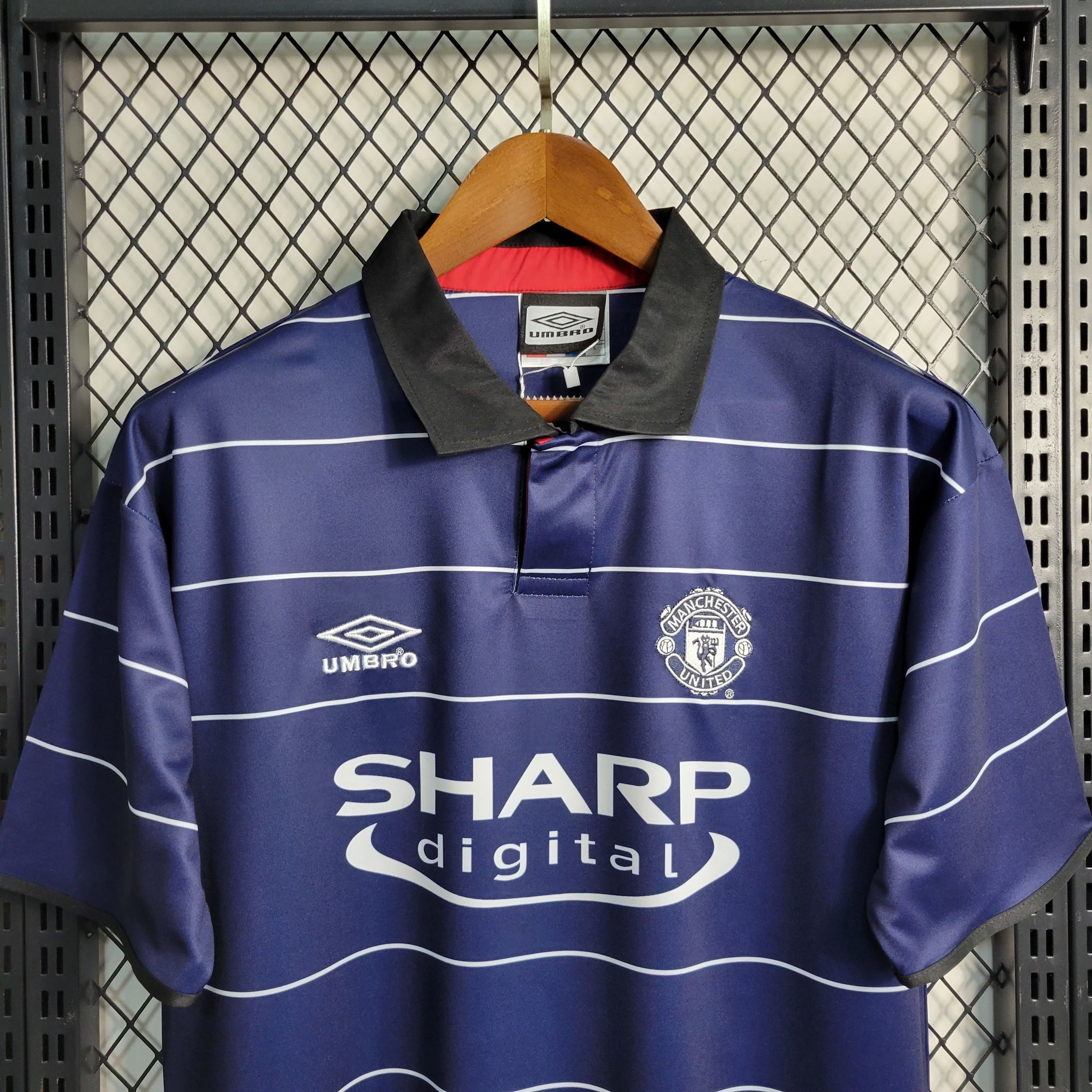99/00 Manchester United Away  retro football shirt