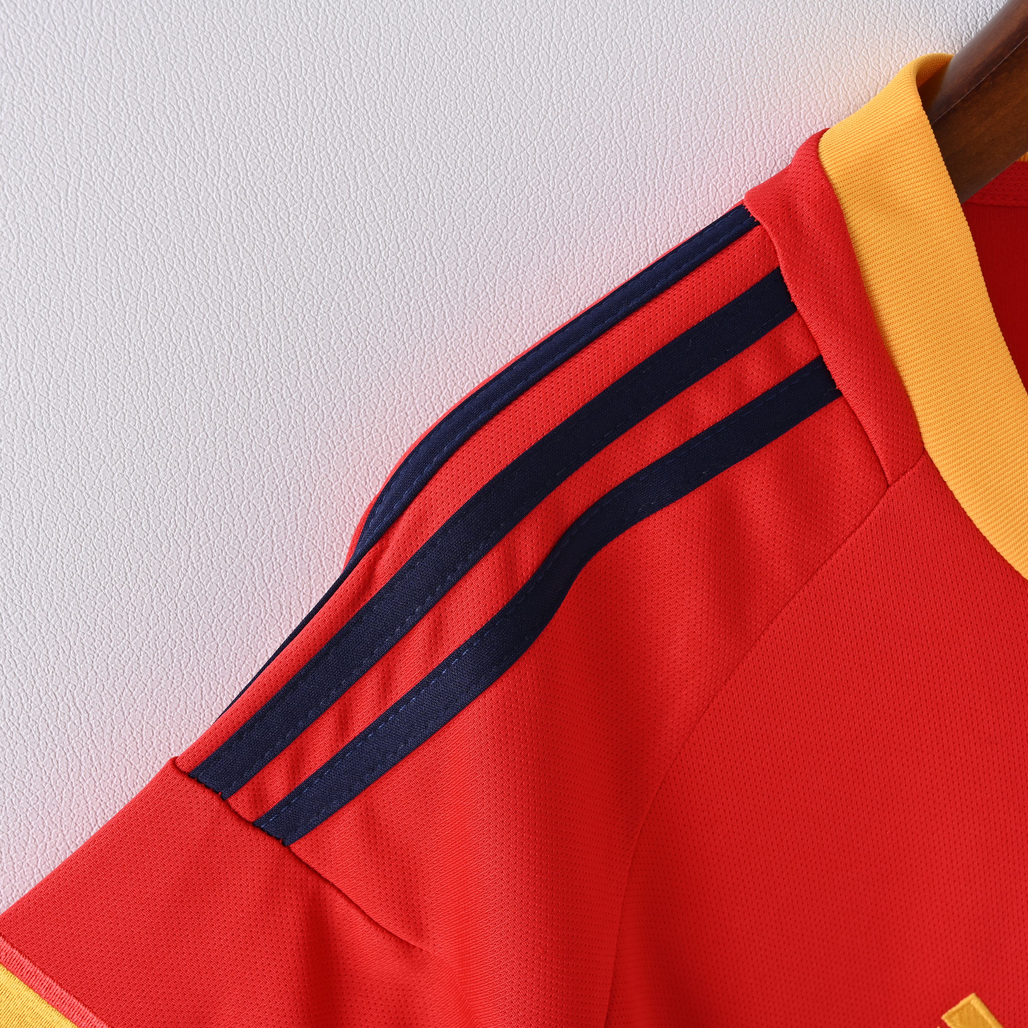 2002 Spain Home Retro Football Shirt