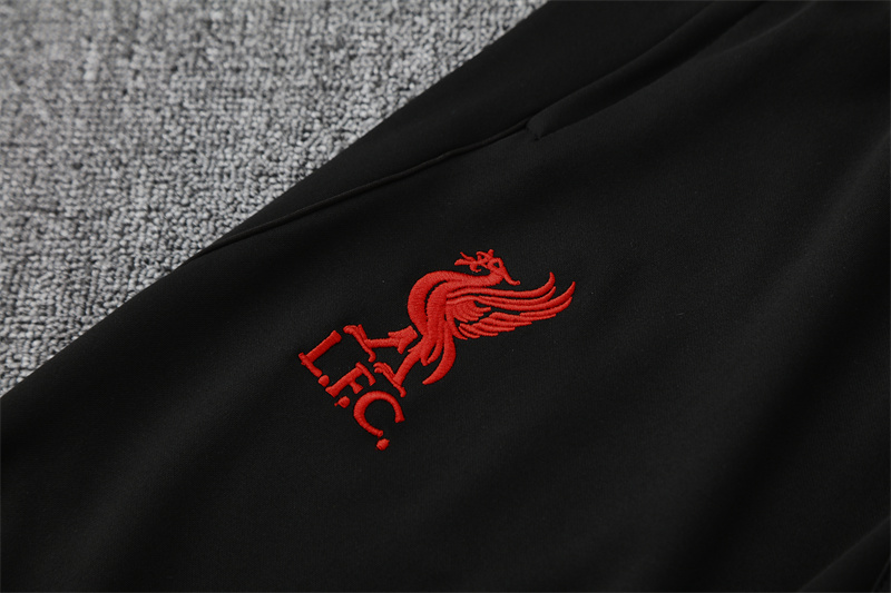 2025/2026 Liverpool Black Adult Half Zip Training Suit (Adult Kit)