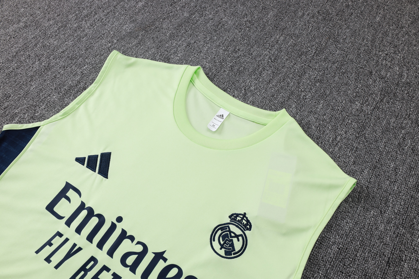 2025/2026 Real Madrid light green adult vest training suit (Adult Kit)