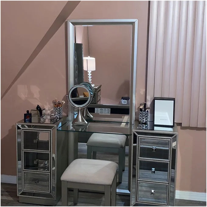 Danieljoseph Vanity