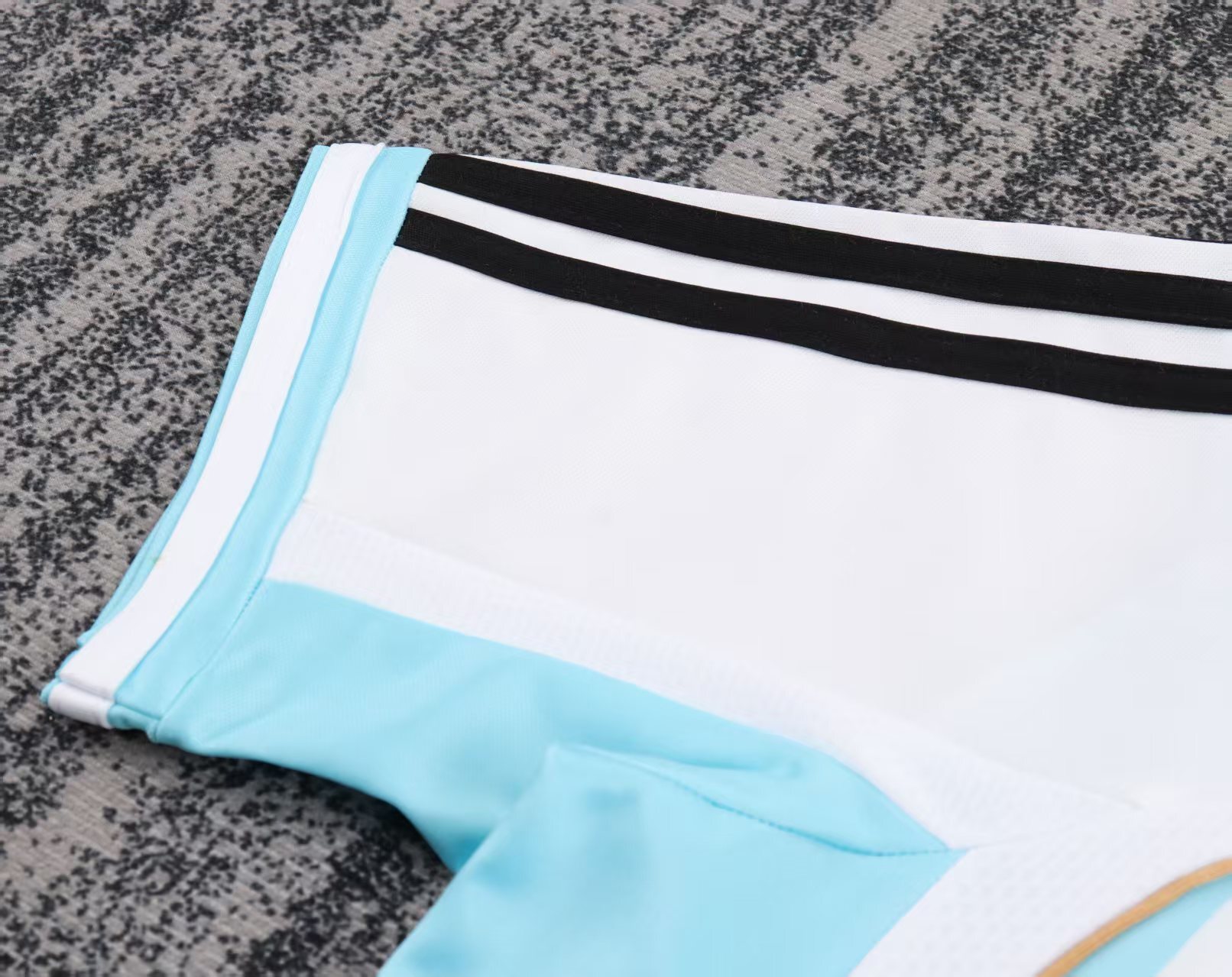 2006 Argentina home Retro  Football Shirt ( Kids Kit )