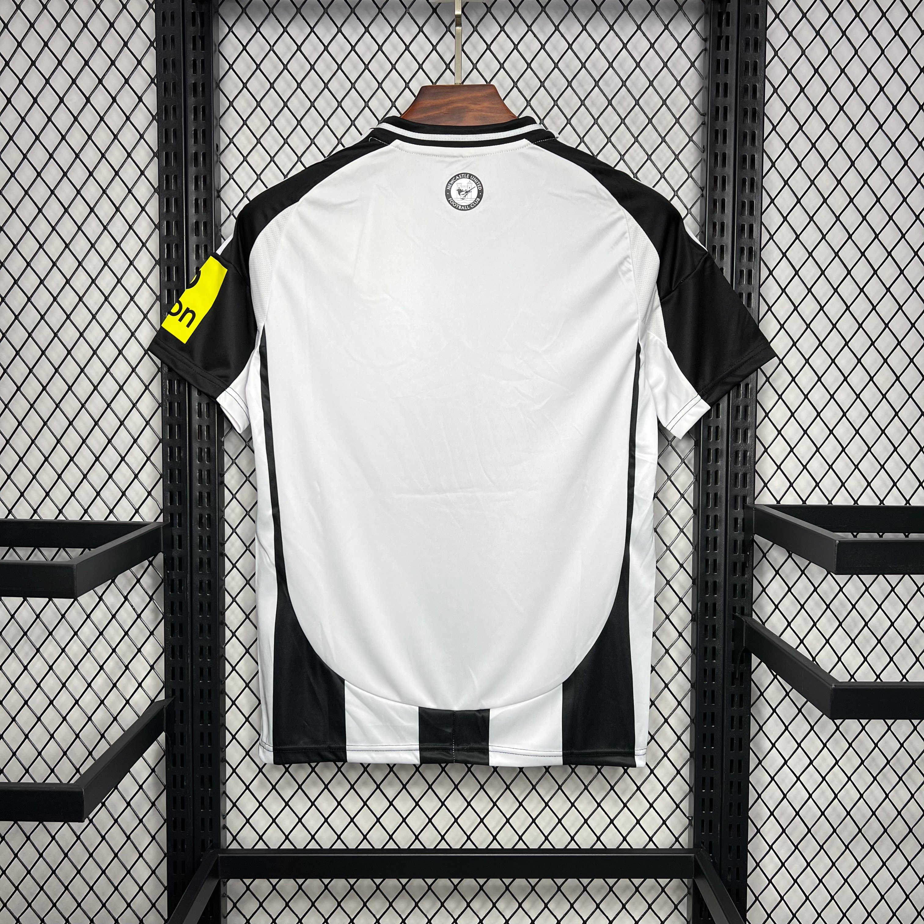 2024/2025 Newcastle United Home Football Shirt （Fans）