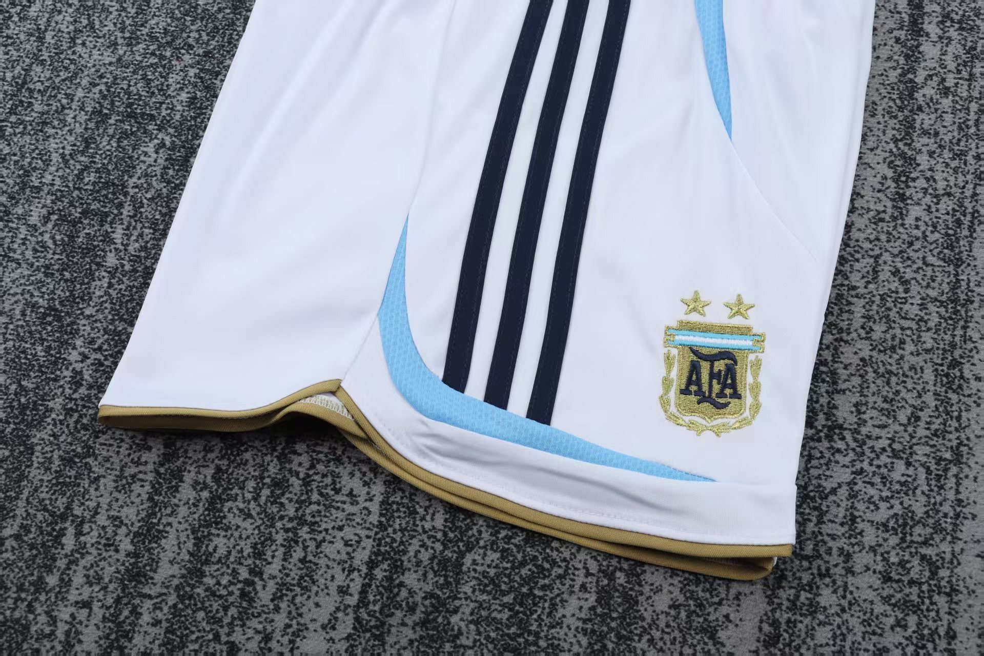 2006 Argentina Away Retro  Football Shirt ( Kids Kit )